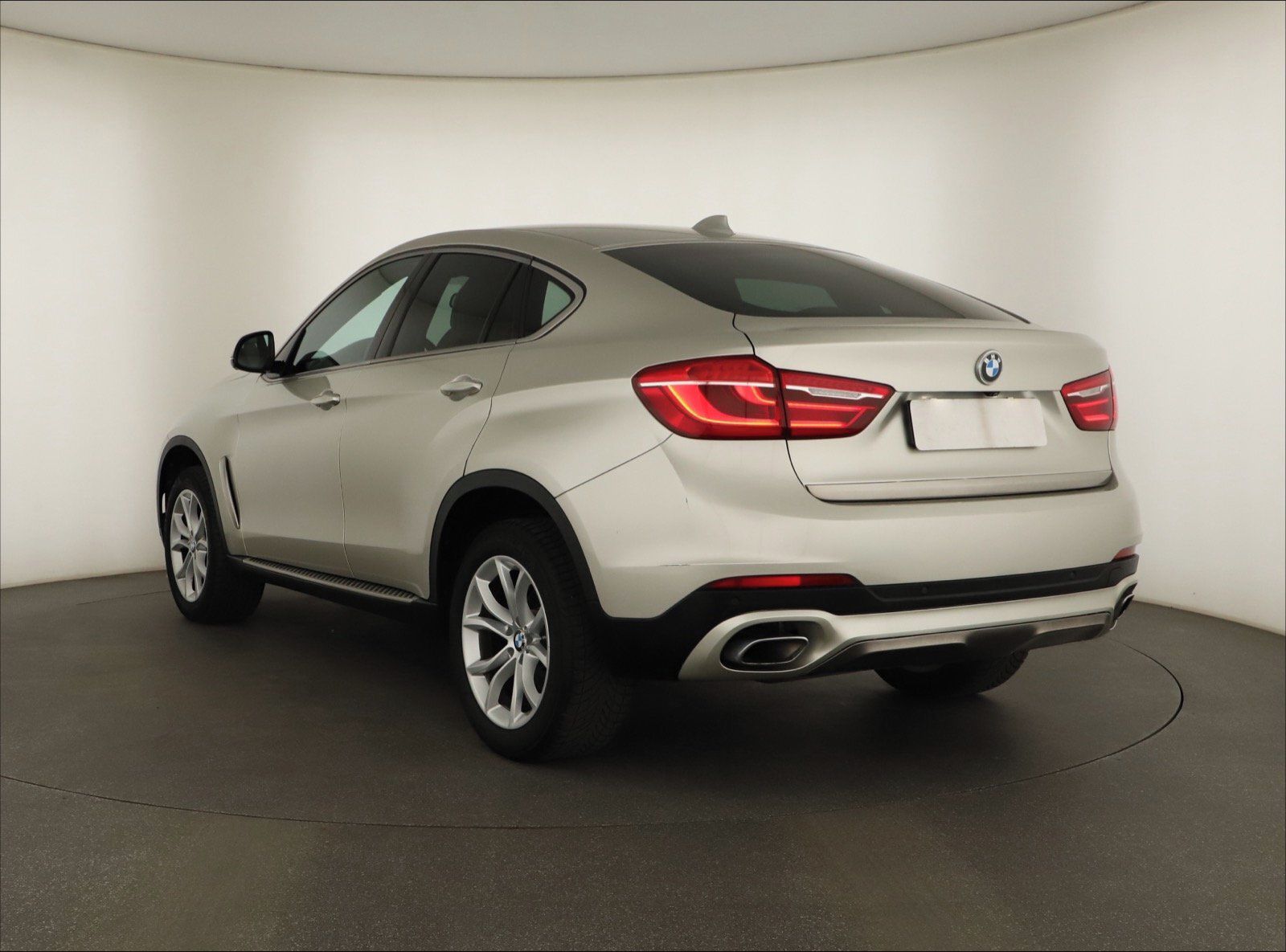 BMW X6, xDrive40d, 4X4, Automat, Kůže - fotka 4
