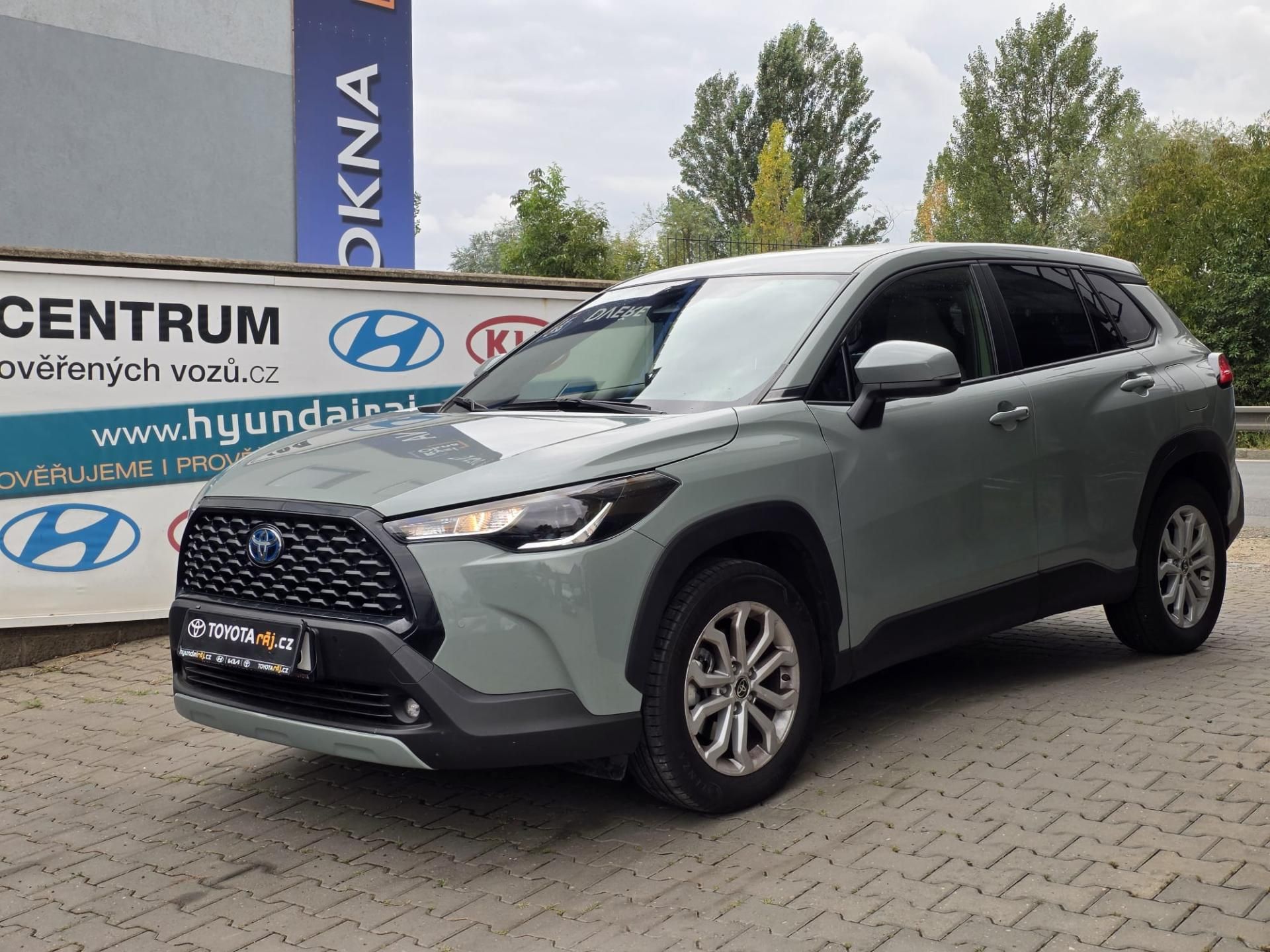 Toyota Corolla Cross, 2.0CROSS-HYBRID-ZÁRUKA-AUTOMAT - fotka 3