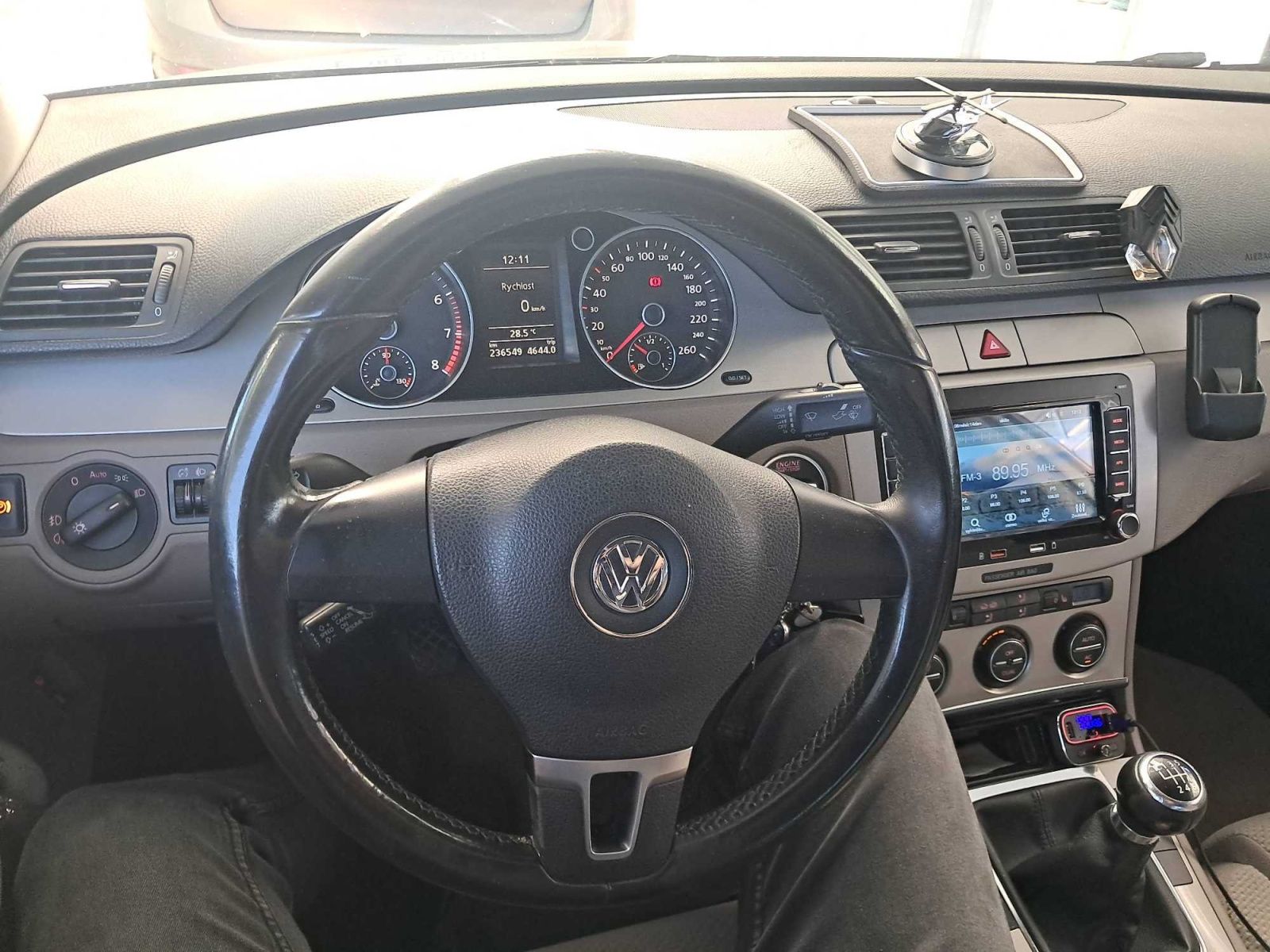 Volkswagen Passat, 1.4 TSI, Xenony - fotka 3