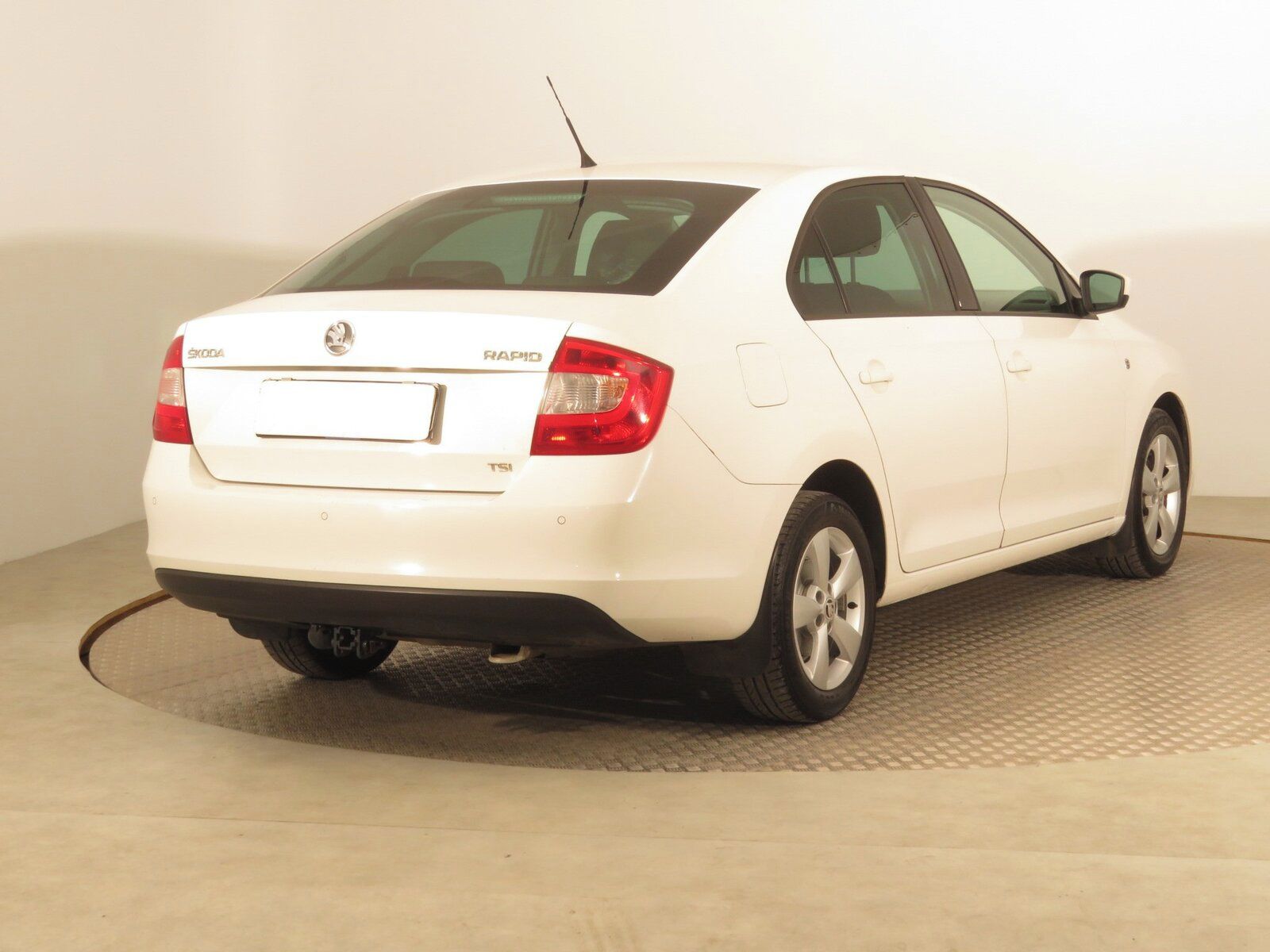 Škoda Rapid, 1.2 TSI, Serv.kniha - fotka 5