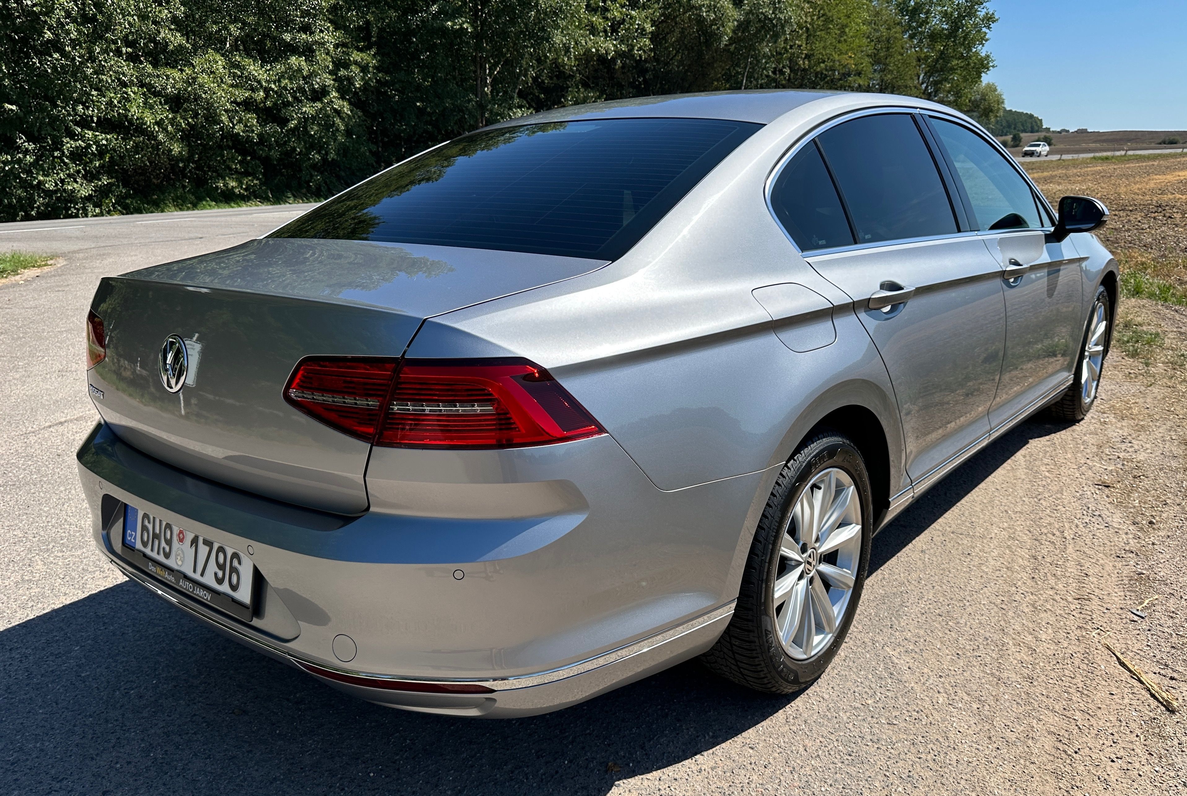 Volkswagen Passat, 2.0TDI Alcantara ROZVODY - fotka 3