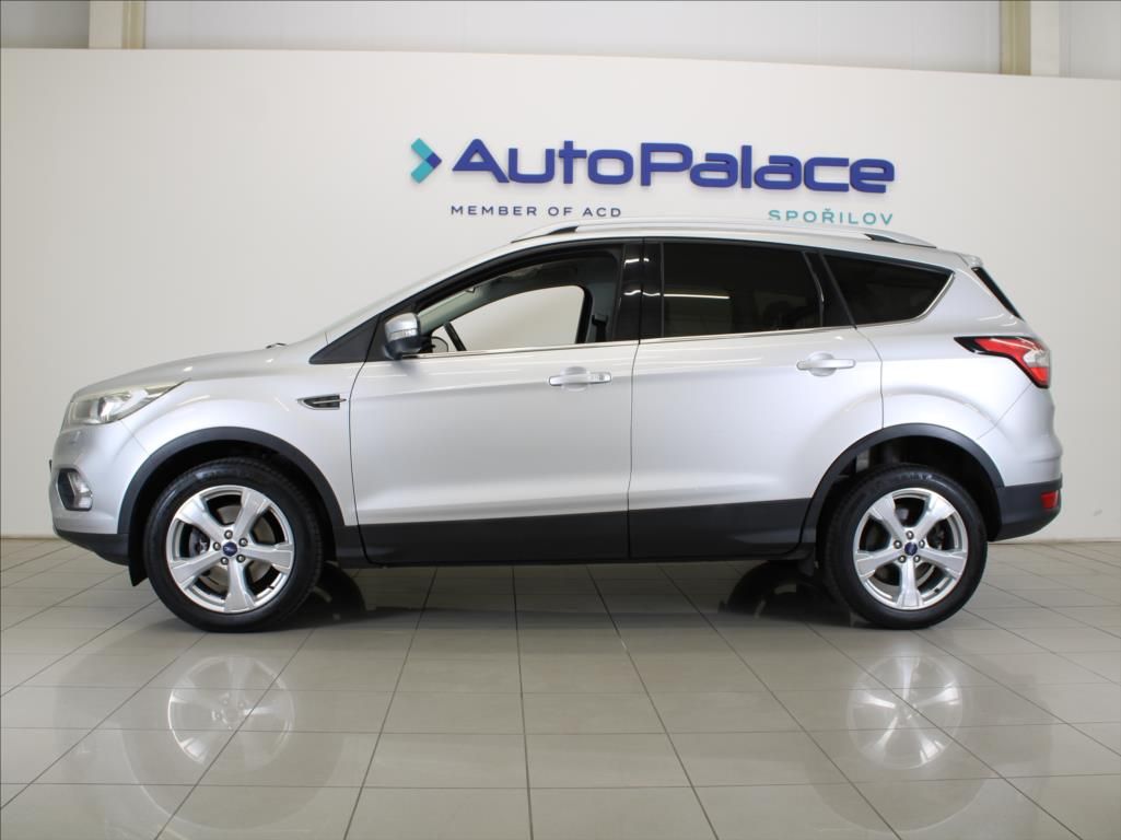Ford Kuga, 1,5 TDCi 88kW Titan.X ACC ČR - fotka 5