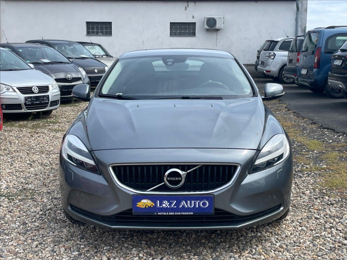 Volvo V40, 2,0 D 3  ODPOČET  DPH !!! - fotka 3