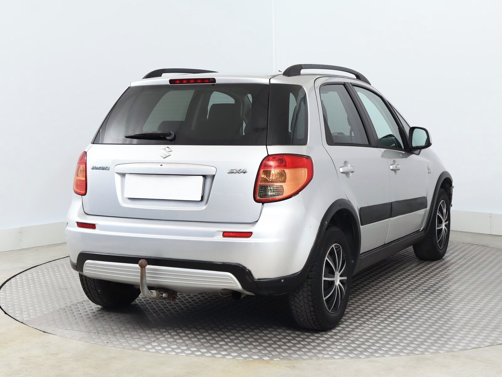 Suzuki SX4, 1.9 DDiS, po STK, Tažné - fotka 5