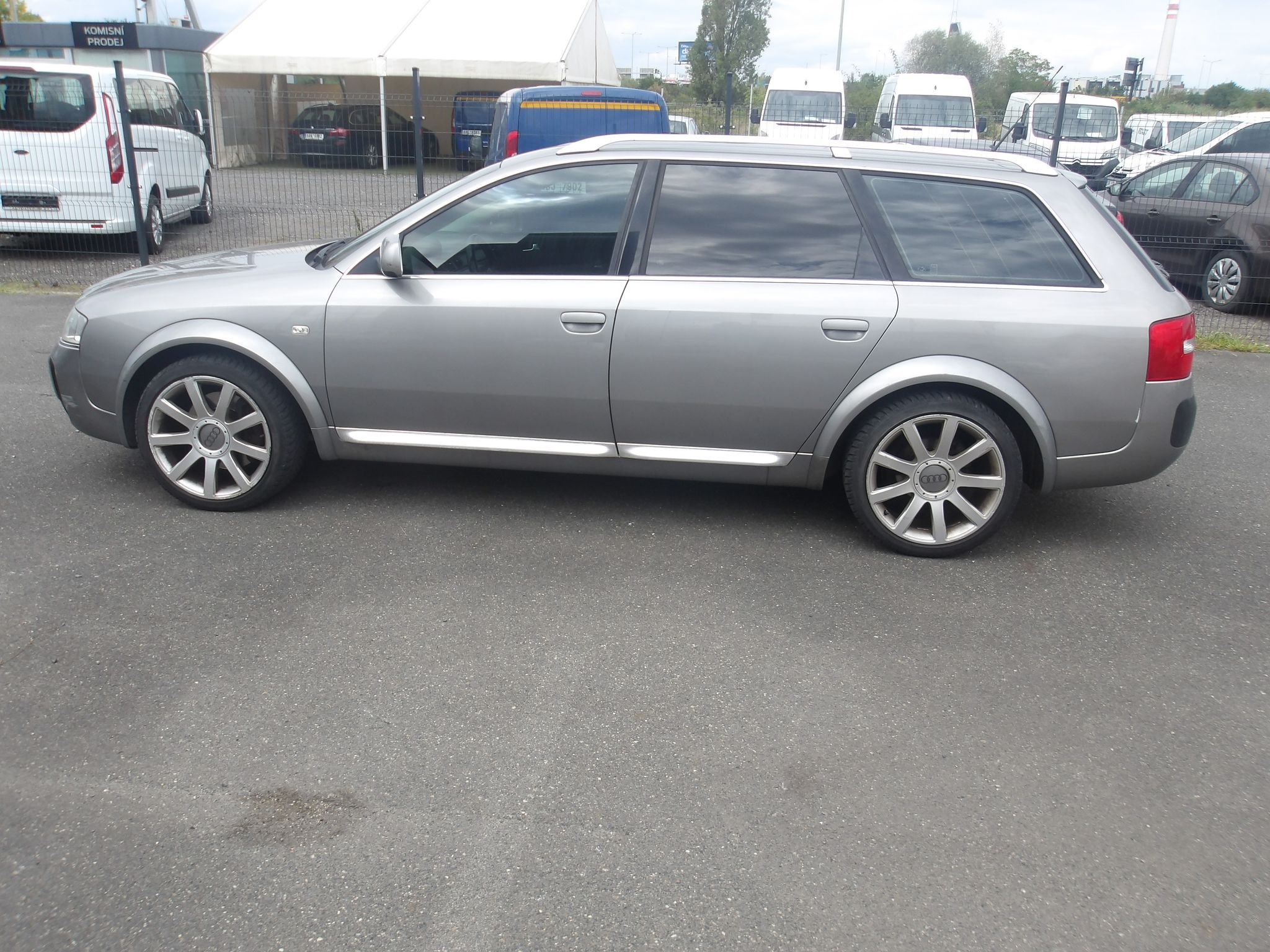 Audi A6 allroad, 2,5TDi 4x4 ČR !! - fotka 5
