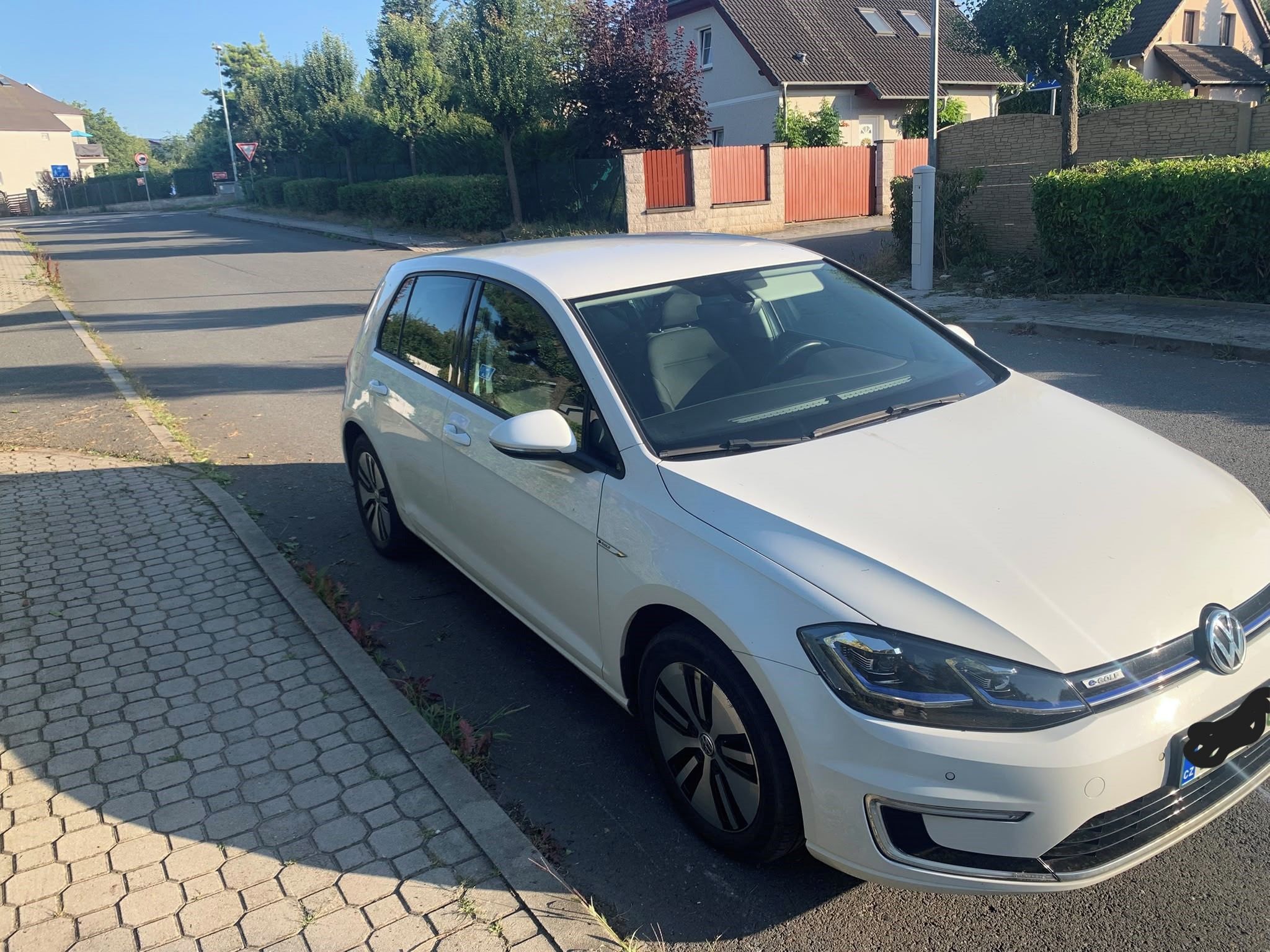 Volkswagen e-Golf, Golf 2018 1maj 145tkm 91%SoH - fotka 2