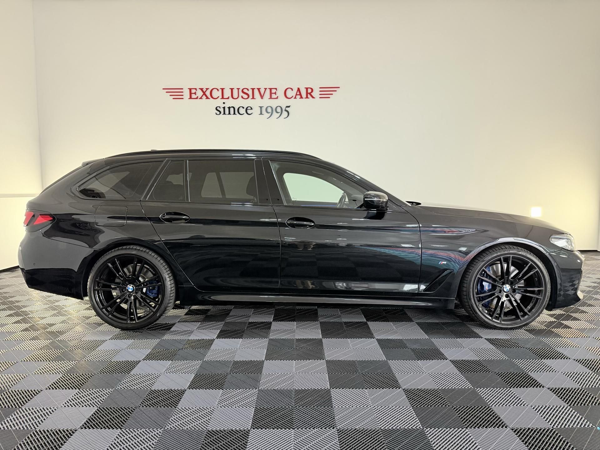 BMW Řada 5, 530d xDrive M-Sport Laser FCL - fotka 3