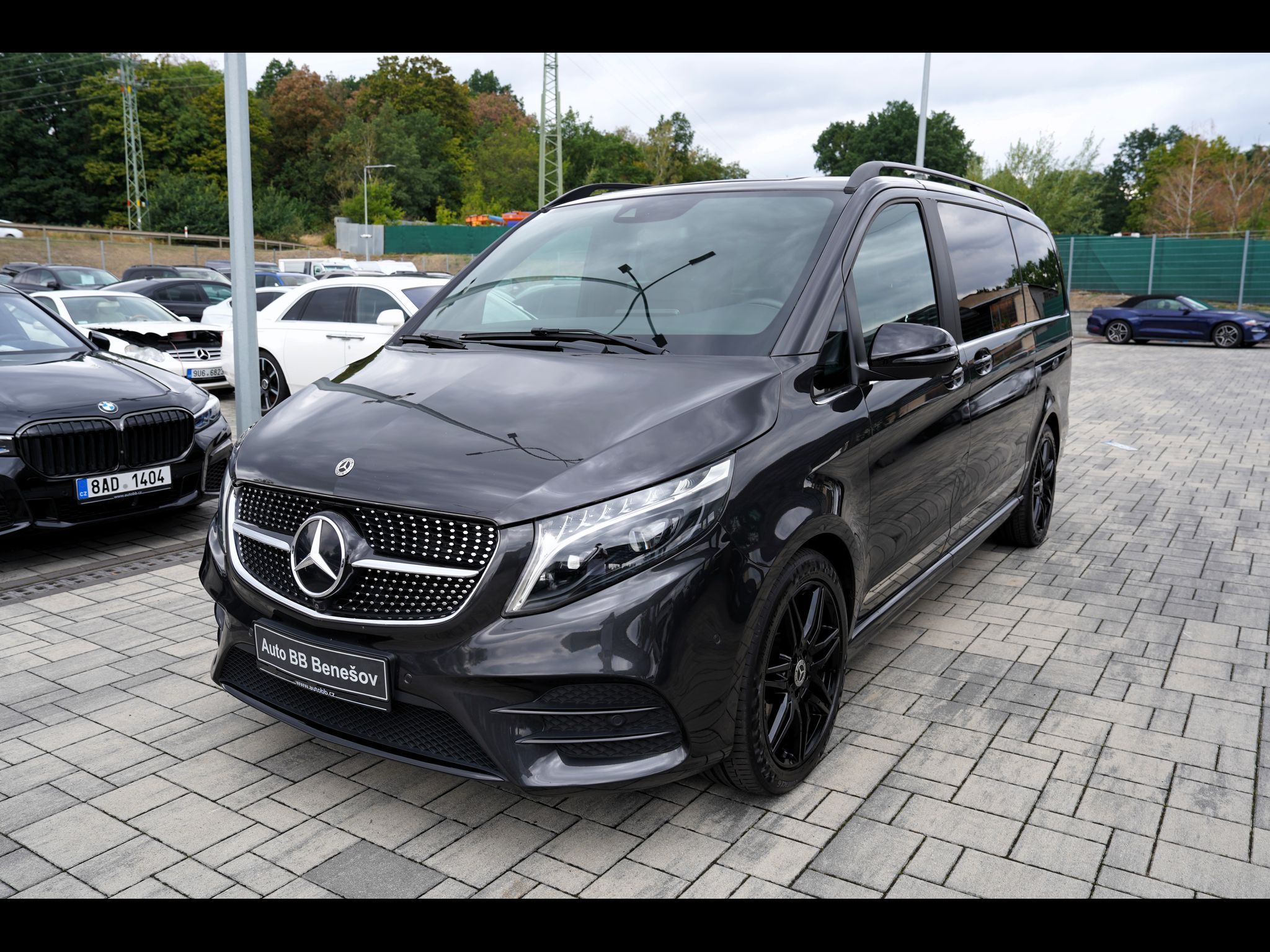 Mercedes-Benz Třídy V, V300dL AMG/Burm/ČR/240 PS/7mís - fotka 2
