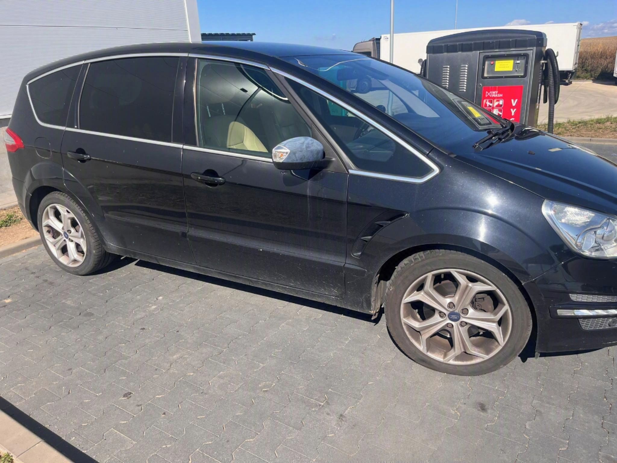 Ford S-MAX, 2.0 TDCI - fotka 6