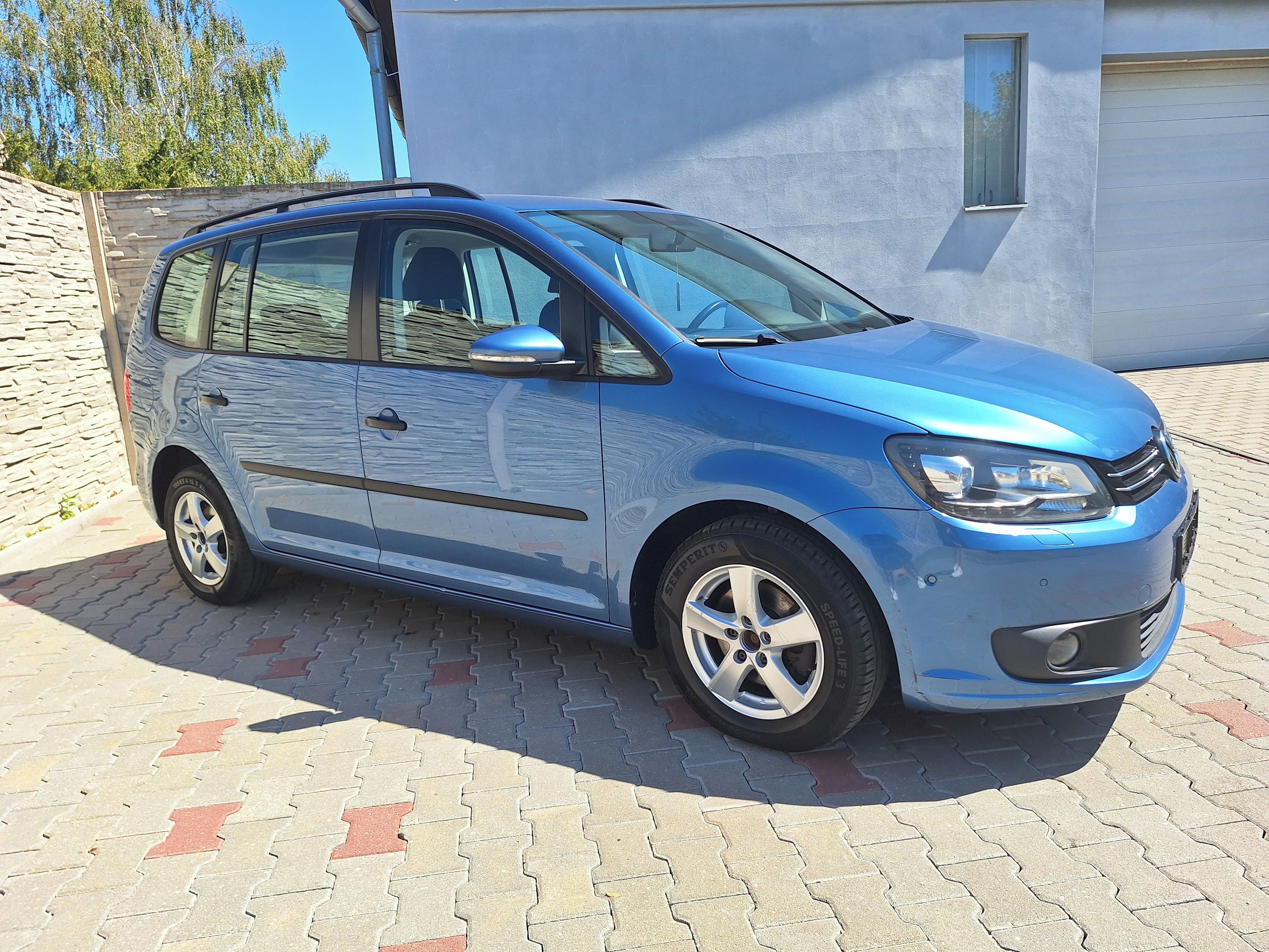 Volkswagen Touran, 1,2TSi 77kW,ROZVODY,výhřev - fotka 5