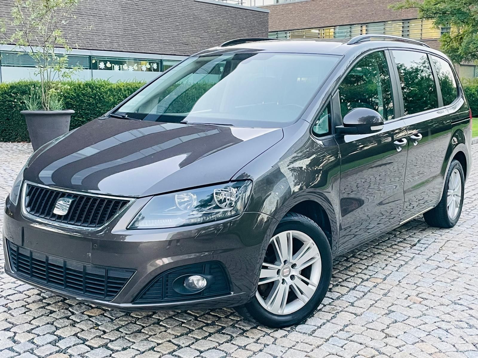 Seat Alhambra, 2.0TDI MANUÁL 7MÍST SERVISKA