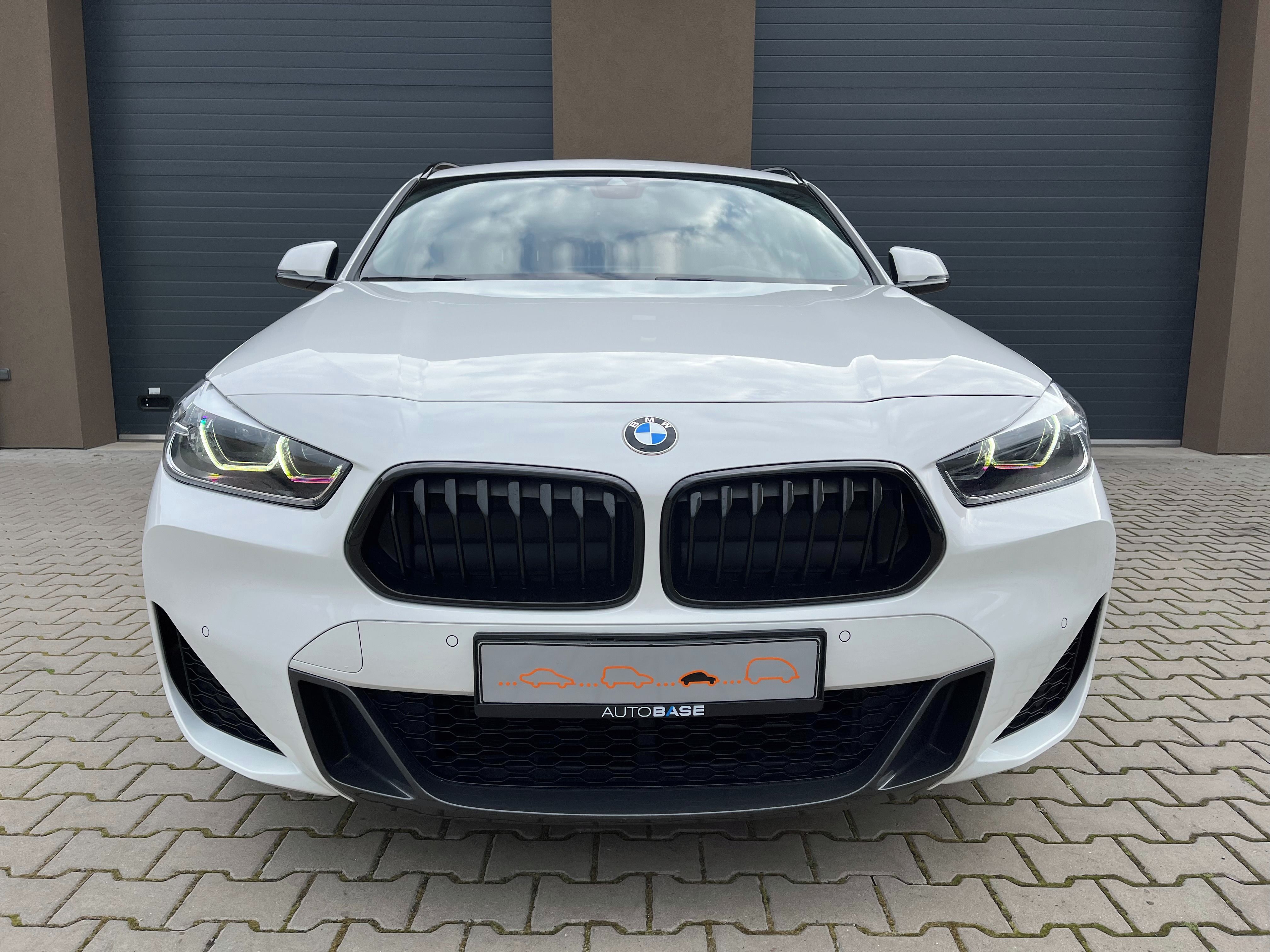 BMW X2, 2,0xD M-packet 140Kw,TZ,head-u - fotka 4