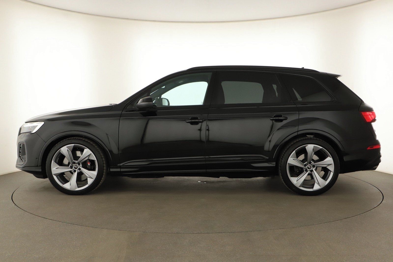 Audi SQ7, 4.0 TFSI, 360KAMERA, SOFTCLOSE - fotka 2