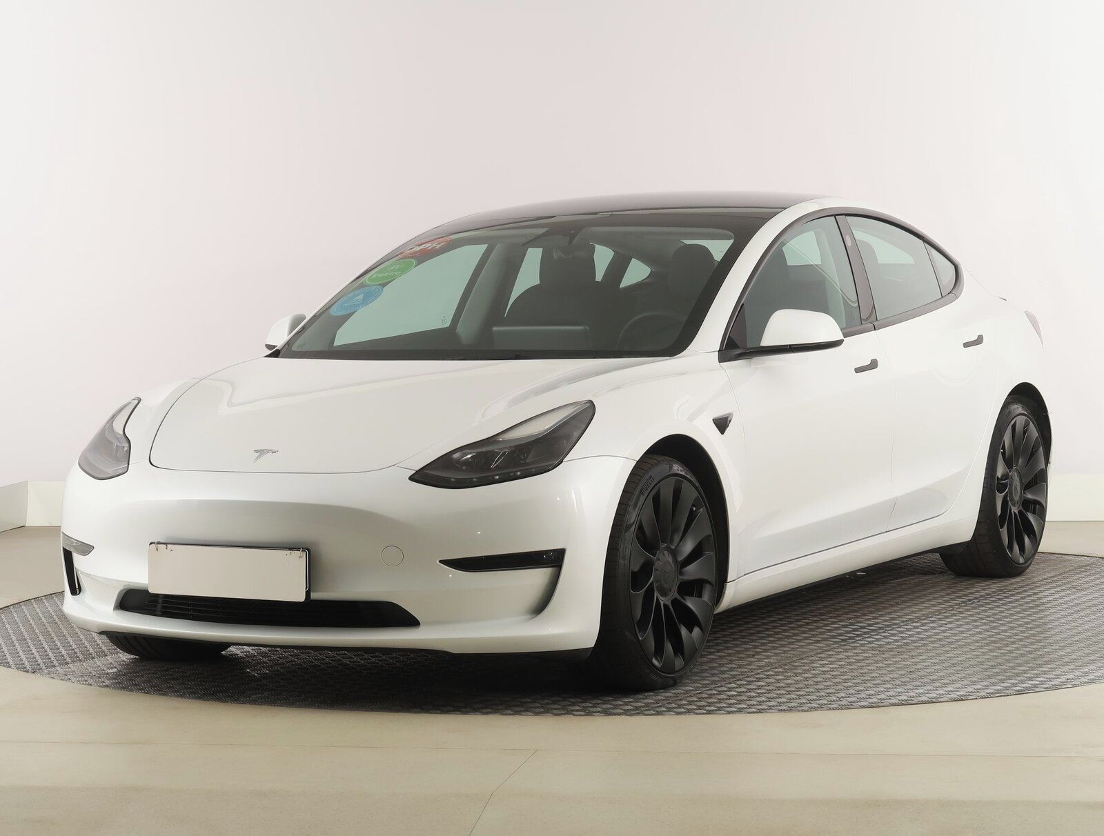 Tesla Model 3, Long Range 4WD 79kWh, SoH 95% - fotka 2