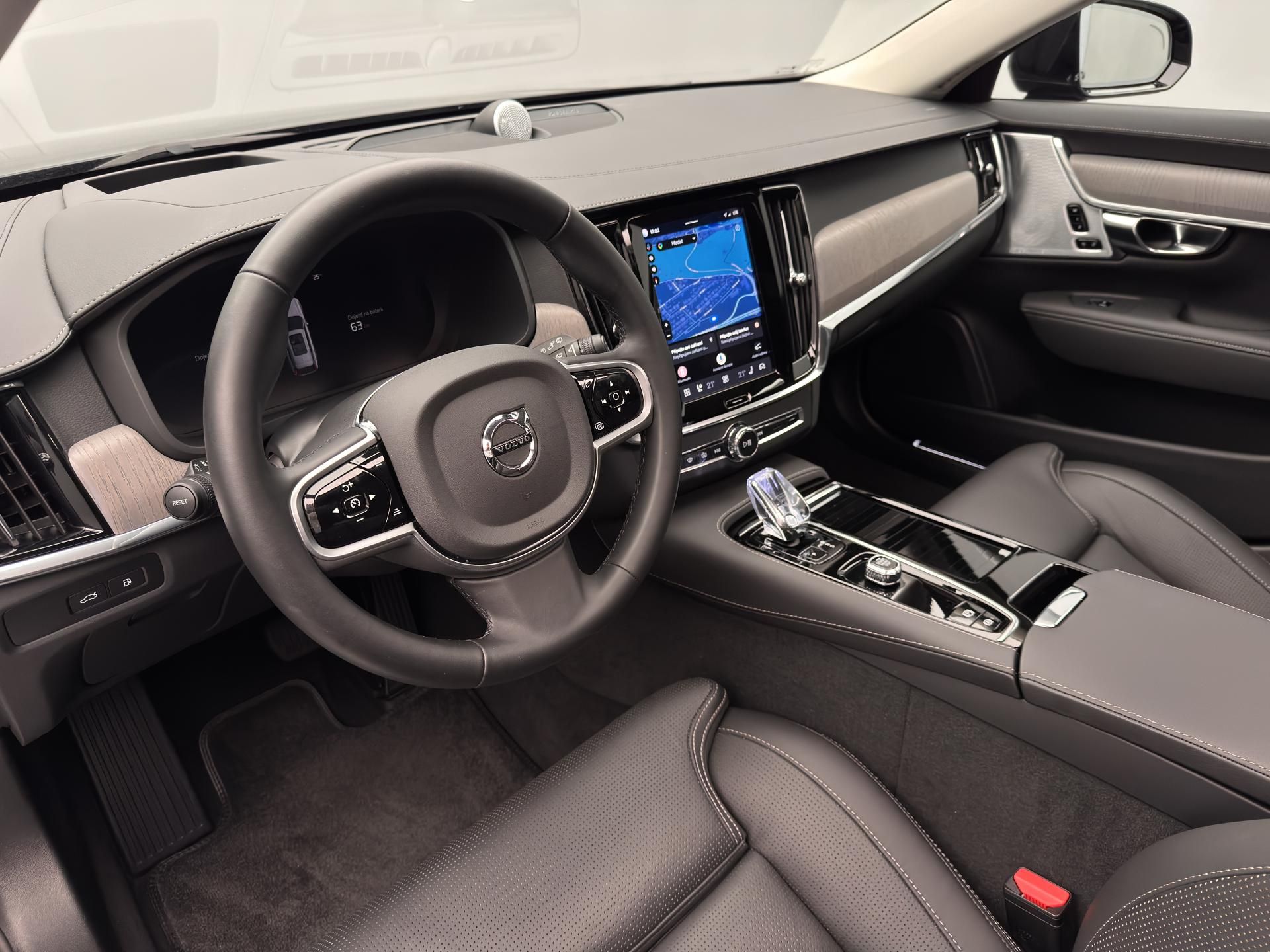Volvo V90, T8 AWD RECHARGE ULTRA - fotka 3