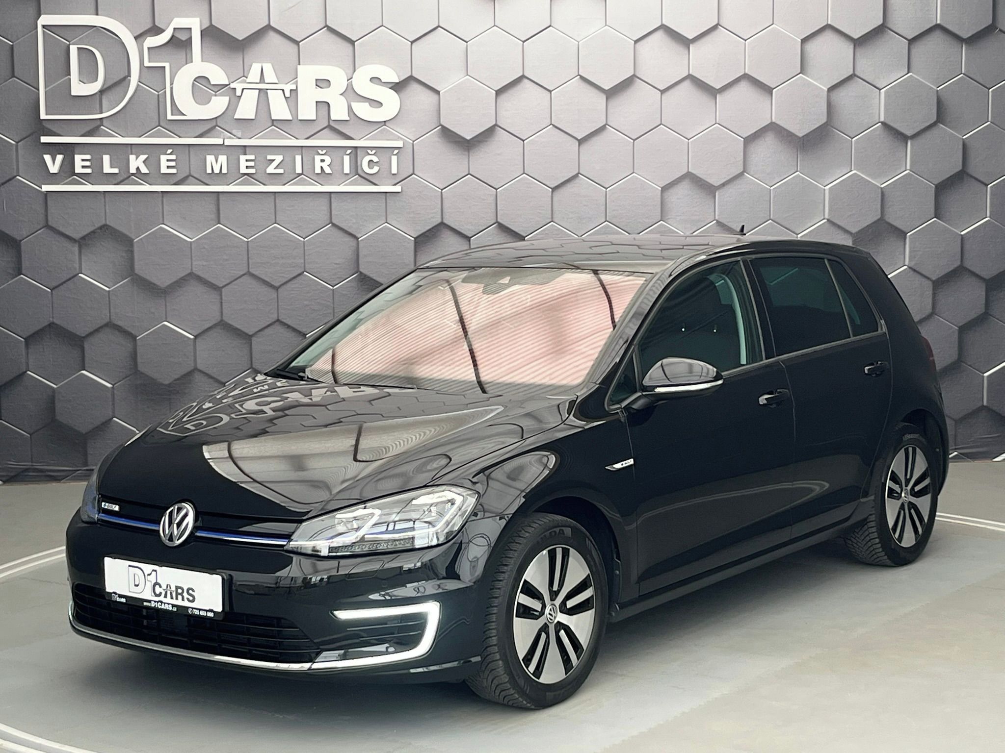 Volkswagen e-Golf, 93,1% SoH, tepelné čerp., virt