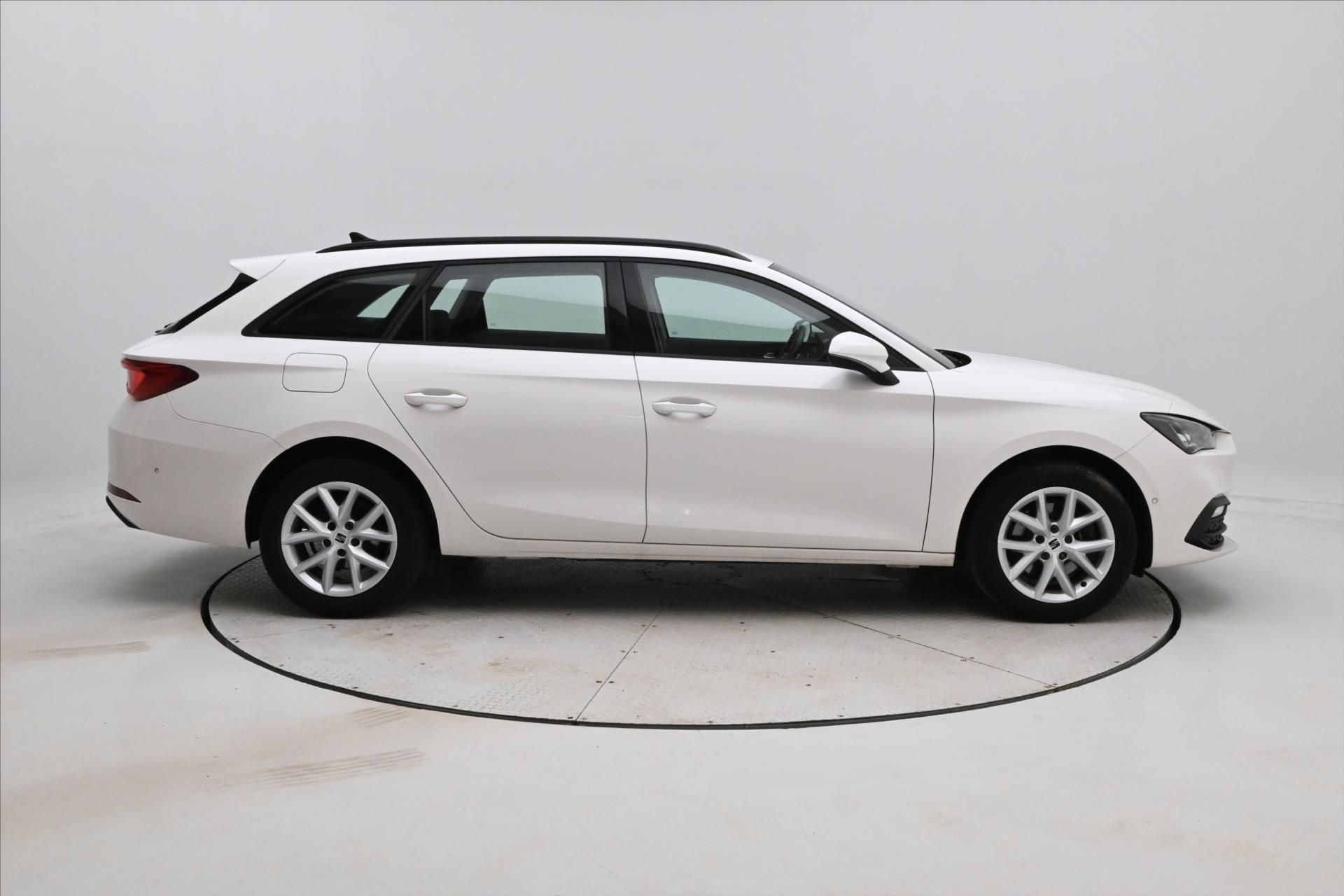 Seat Leon, 2,0 TDI 110 kW DSG Style Záruk - fotka 4