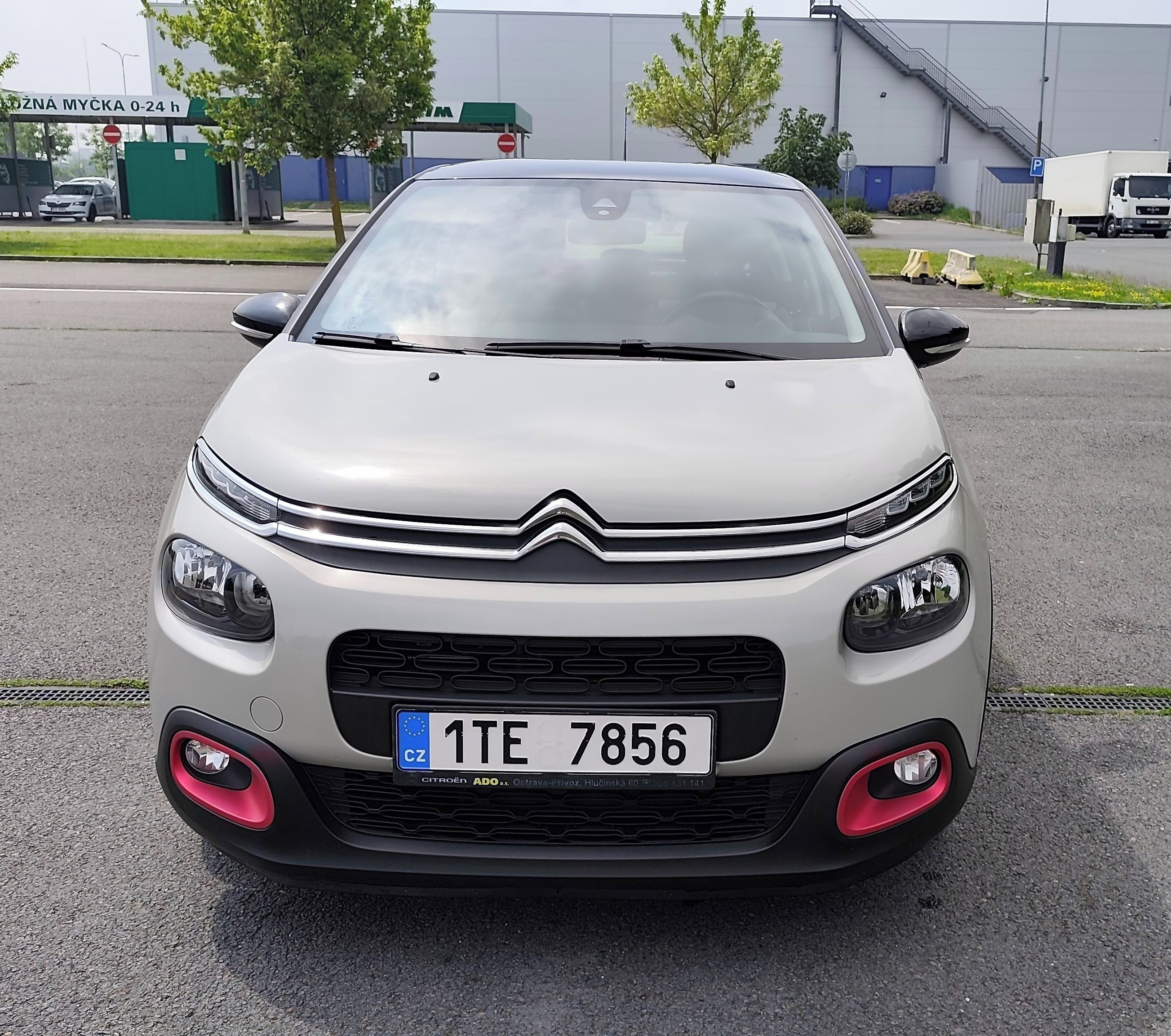 Citroën C3, r. 2018, 35 tis.km, edice Elle - fotka 4