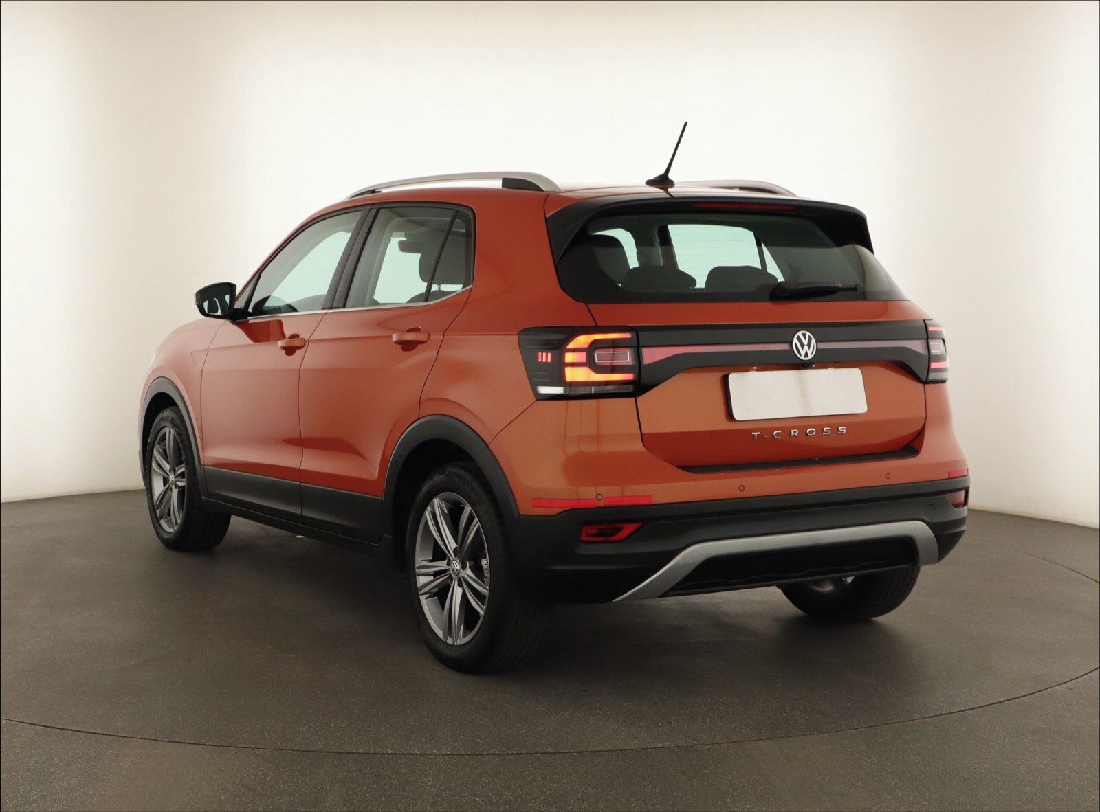 Volkswagen T-Cross, 1.0 TSI, Serv.kniha - fotka 4