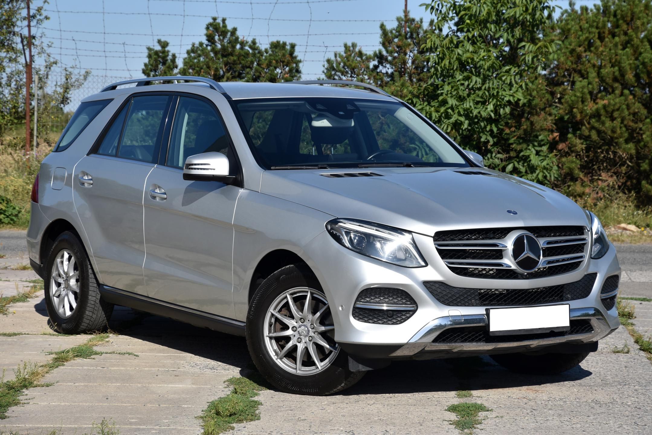 Mercedes-Benz GLE, 350 d 4MATIC FACE,NAVI,LED,ČR