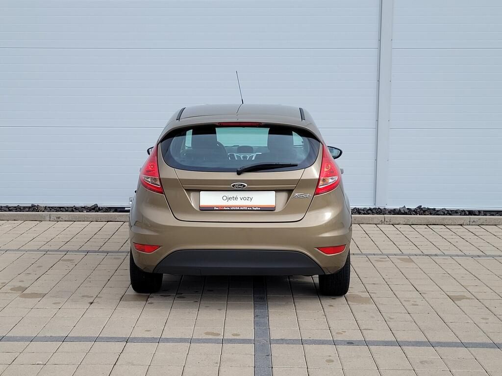 Ford Fiesta, Trend 1.2 Duratec 60 kW - fotka 6