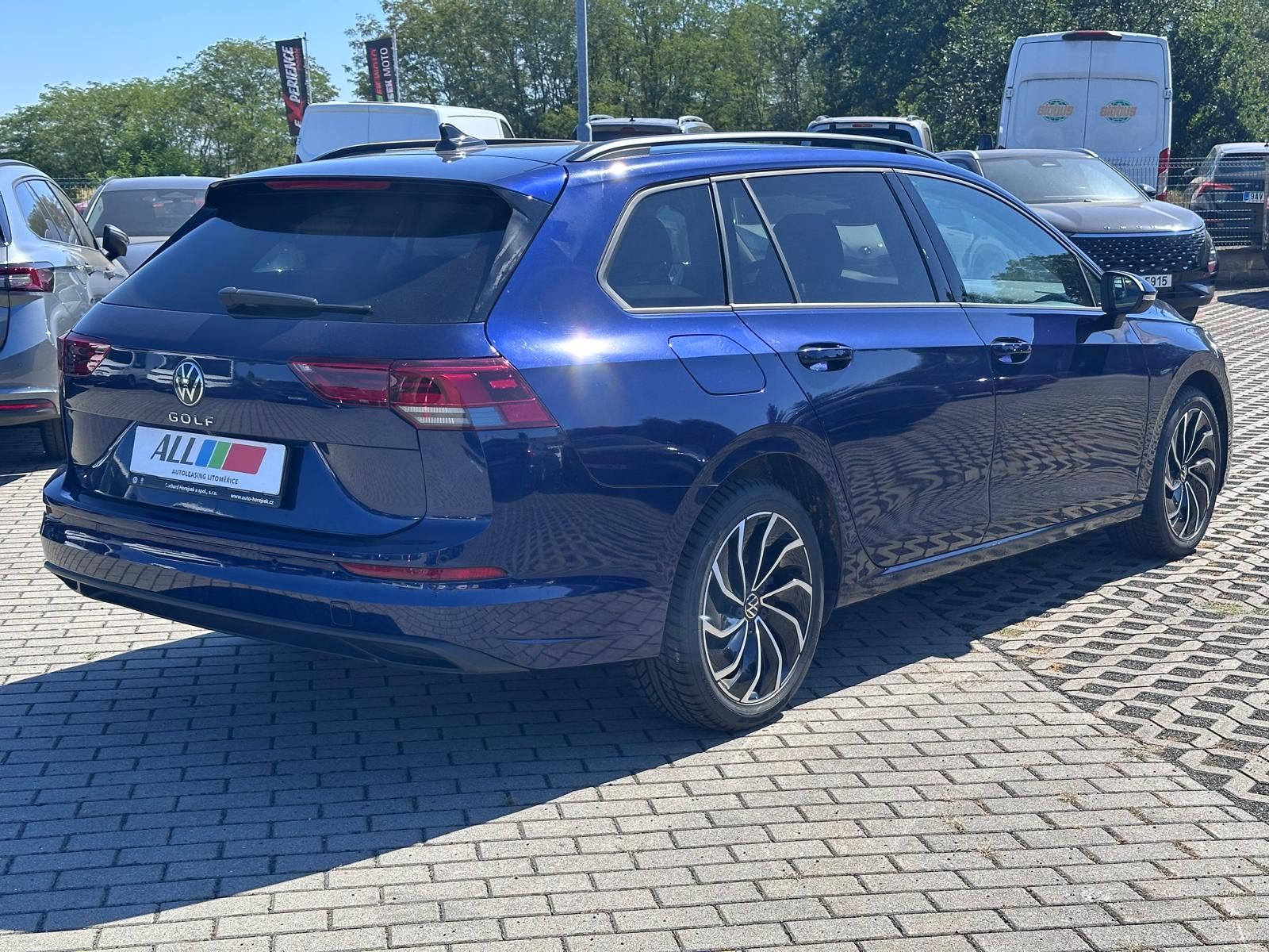 Volkswagen Golf Variant, 1.5 TSI 110kW Life - fotka 2