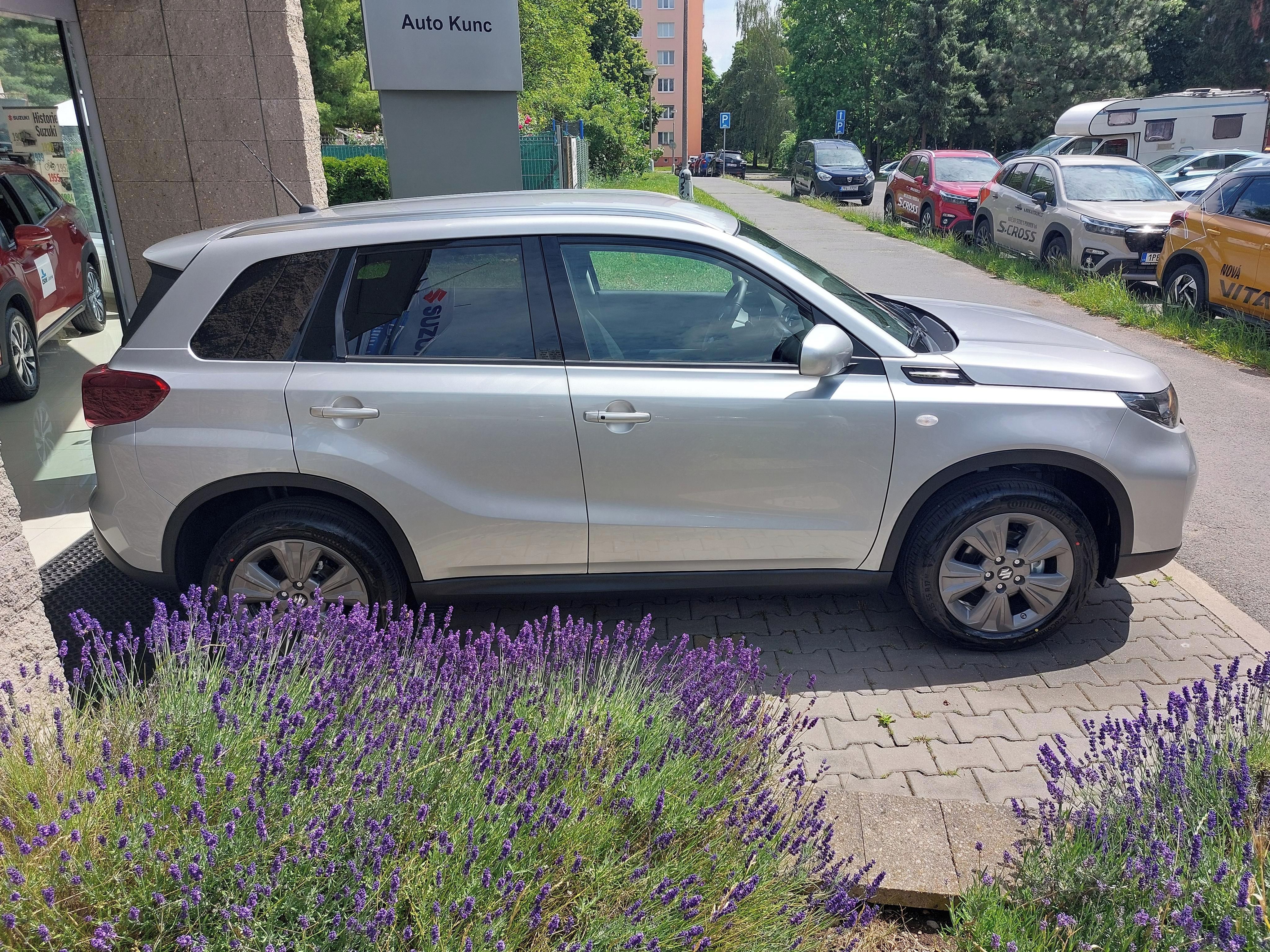 Suzuki Vitara, 1.4 Premium Hybrid - fotka 5