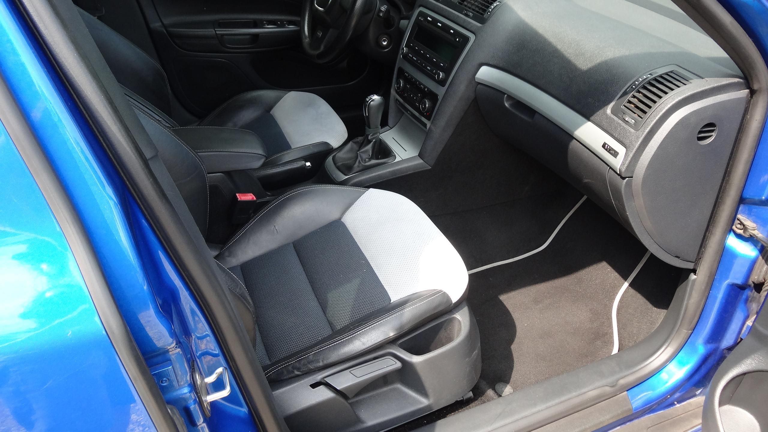 Škoda Octavia, 2.0 TSi RS - fotka 4