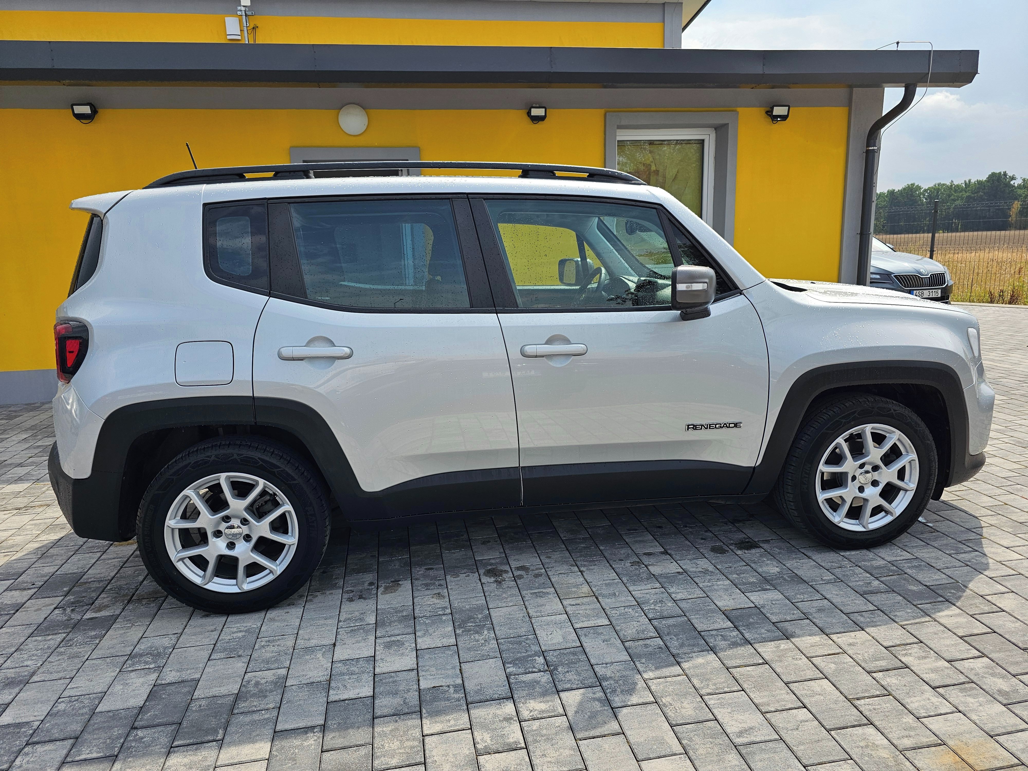 Jeep Renegade, 1.3 GSE 150K S Limited FWD DDC - fotka 4