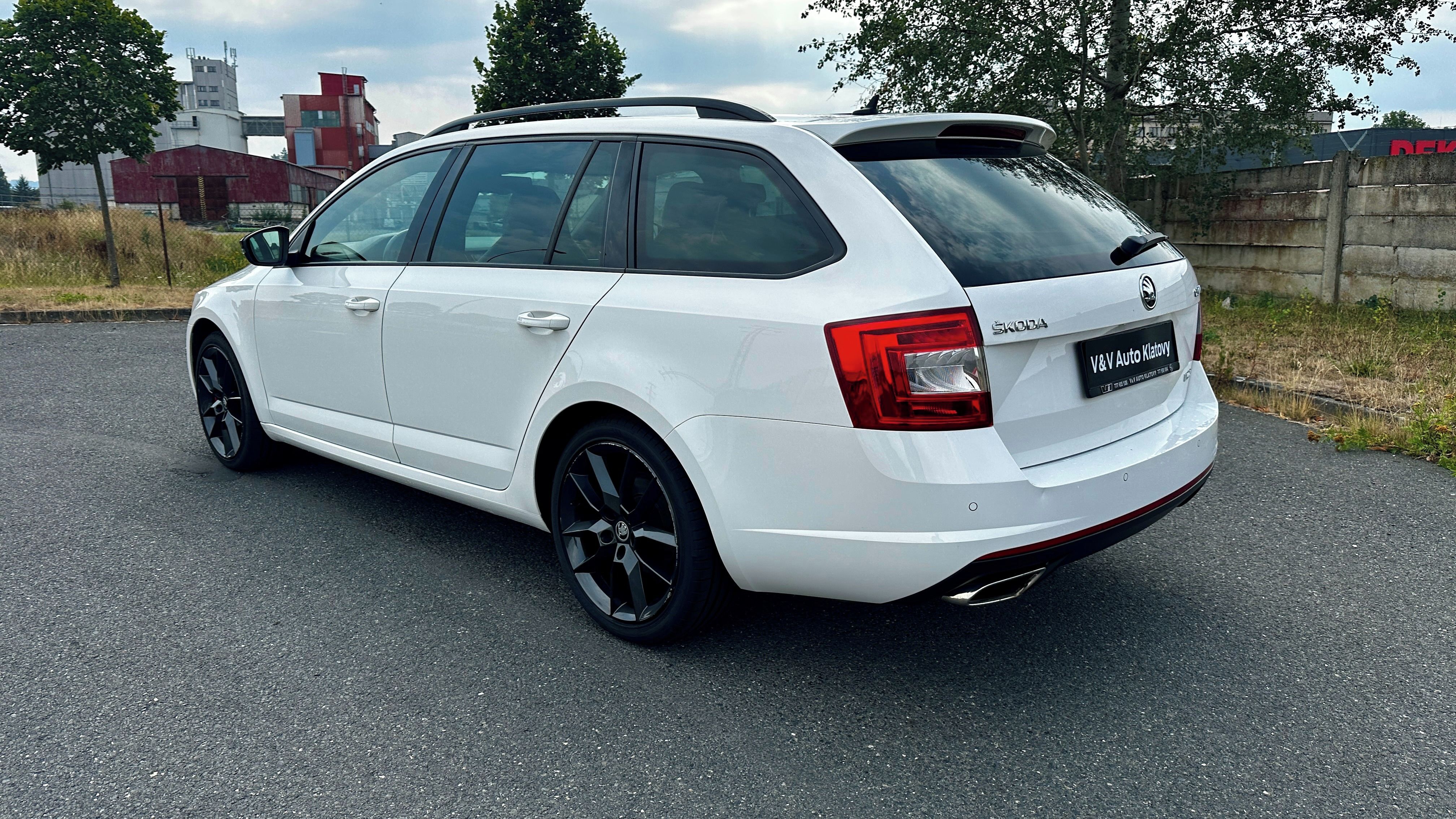 Škoda Octavia, 2.0 TDI RS - fotka 3