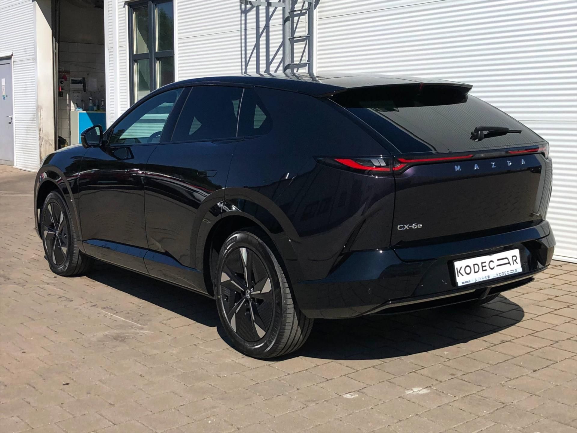 Mazda CX-6e, Takumi EV 258k 1AT - fotka 4