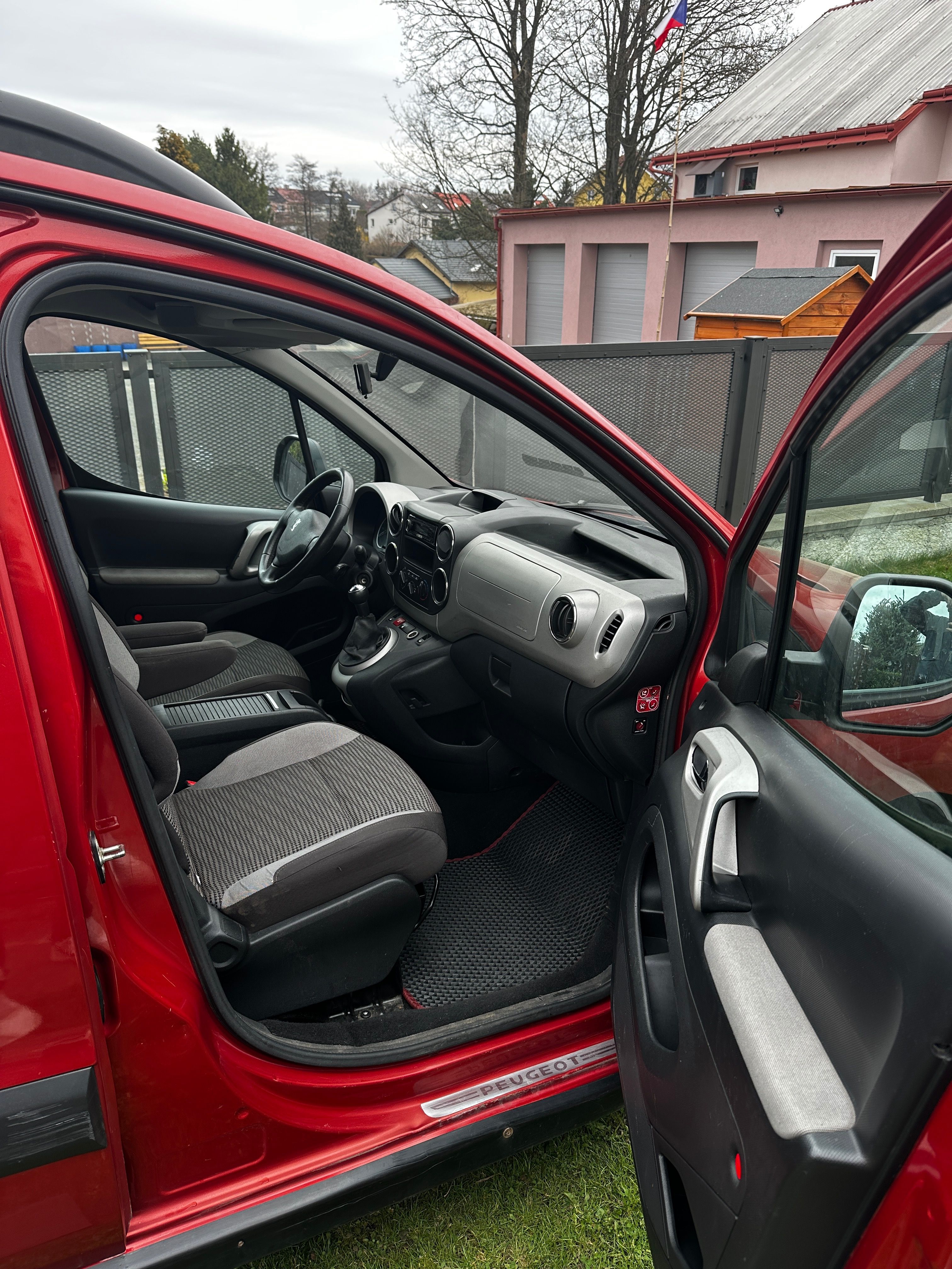 Peugeot Partner Tepee, 1.6 HDI, 80kW - fotka 5