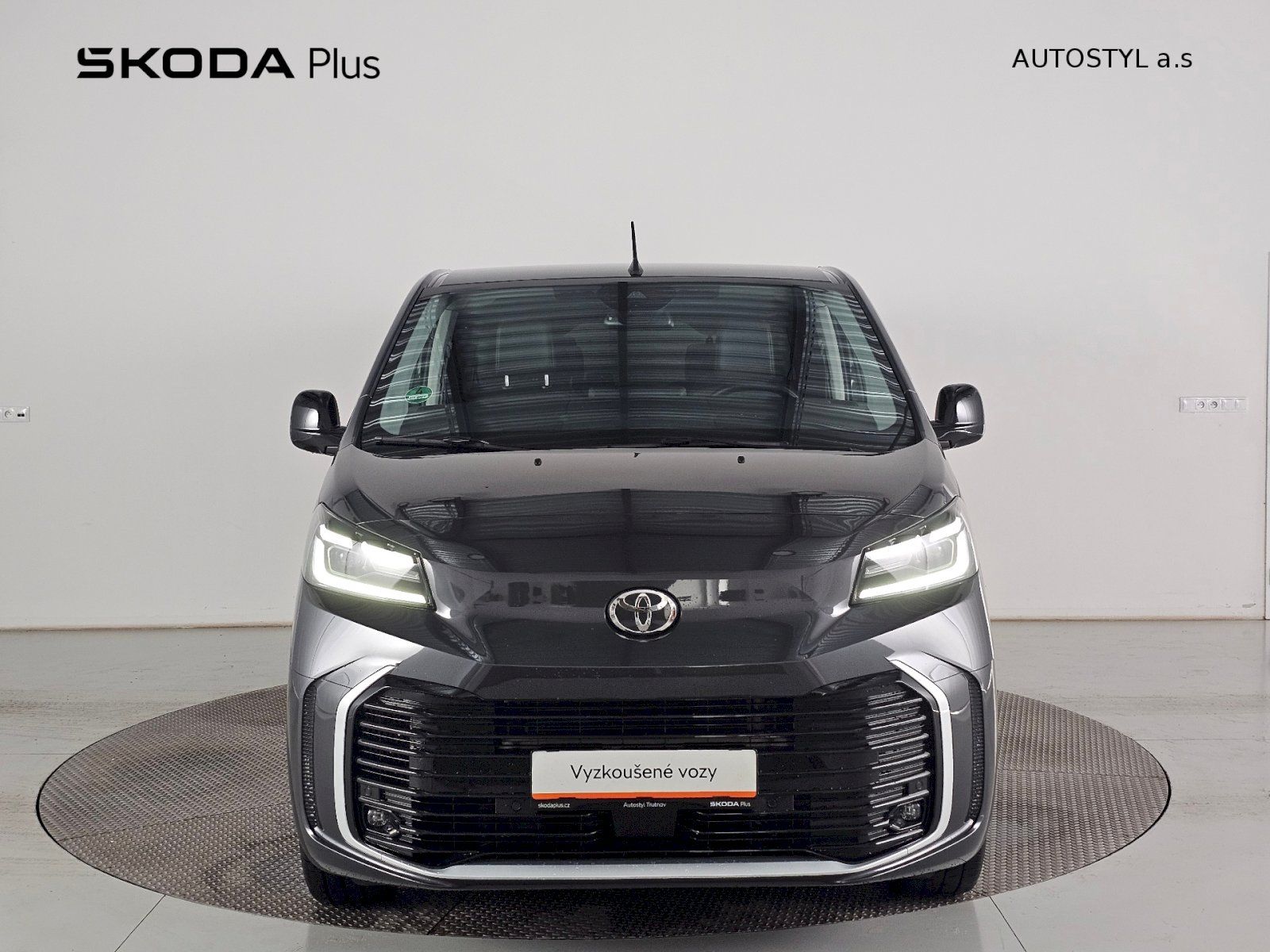 Toyota Proace Verso, L2 2.0D 180k 8AT VIP 6S SKYVIE - fotka 4