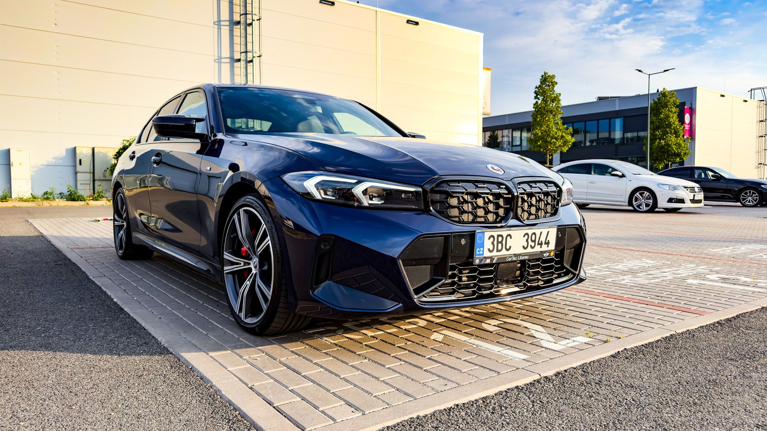 BMW Řada 3, BMW M340i xDrive Tanzanite - fotka 3