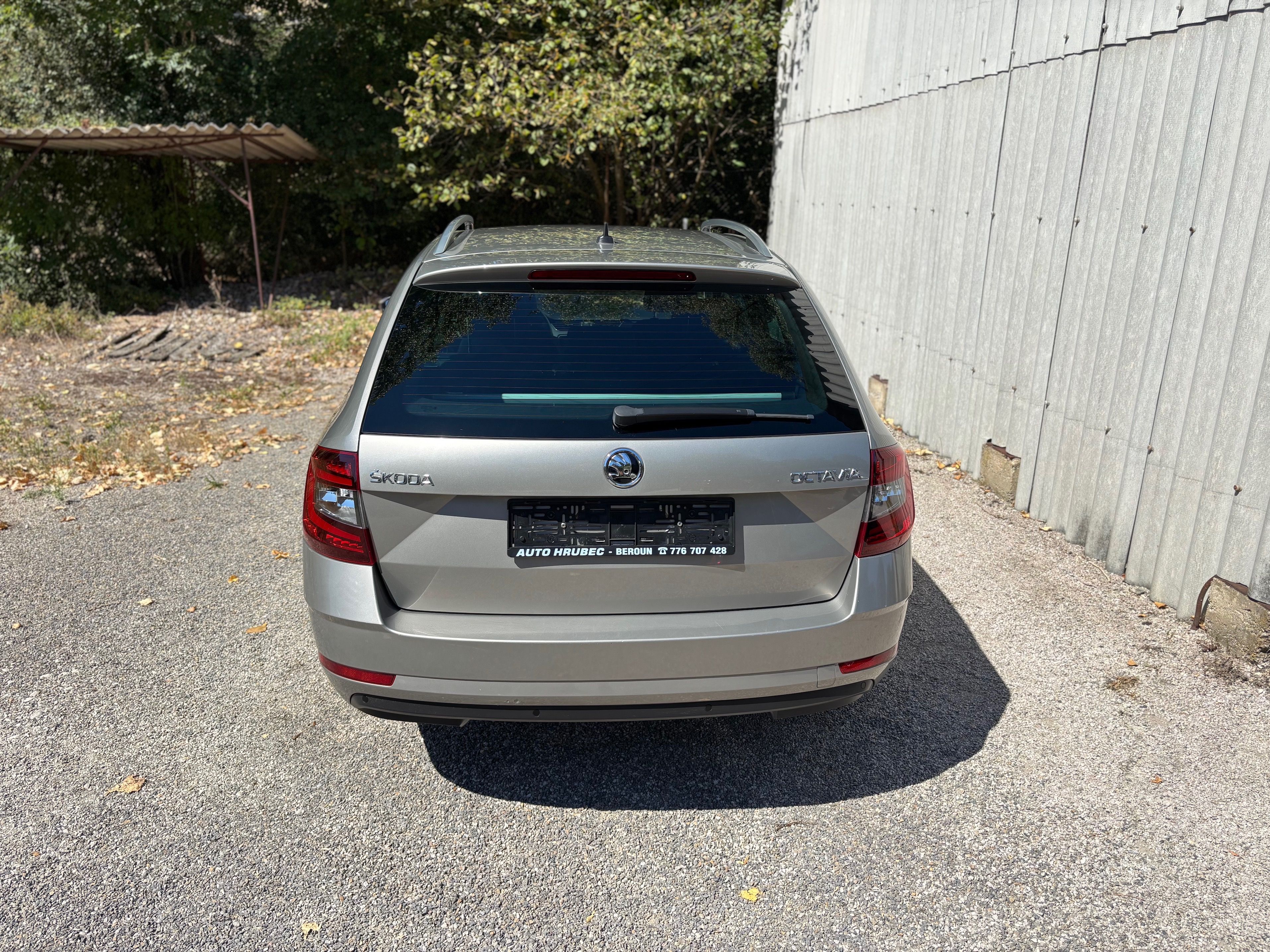 Škoda Octavia, 1.4 TSi 110 kW LED 1.MAJITEL - fotka 5