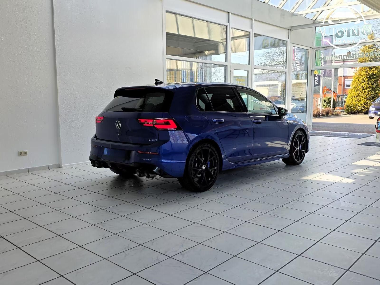 Volkswagen Golf, VIII R 4Motion 235KW - fotka 6