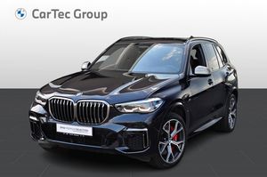 BMW X5, M50i