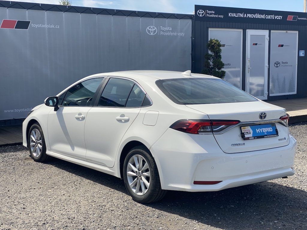 Toyota Corolla, 1.8HEV, ČR, ComTech, DPH - fotka 5