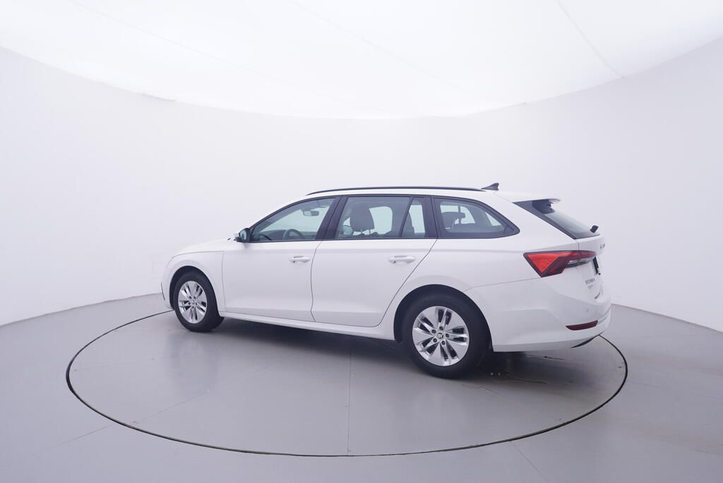 Škoda Octavia, Ambition 1.5 TSI 110 kW - fotka 3