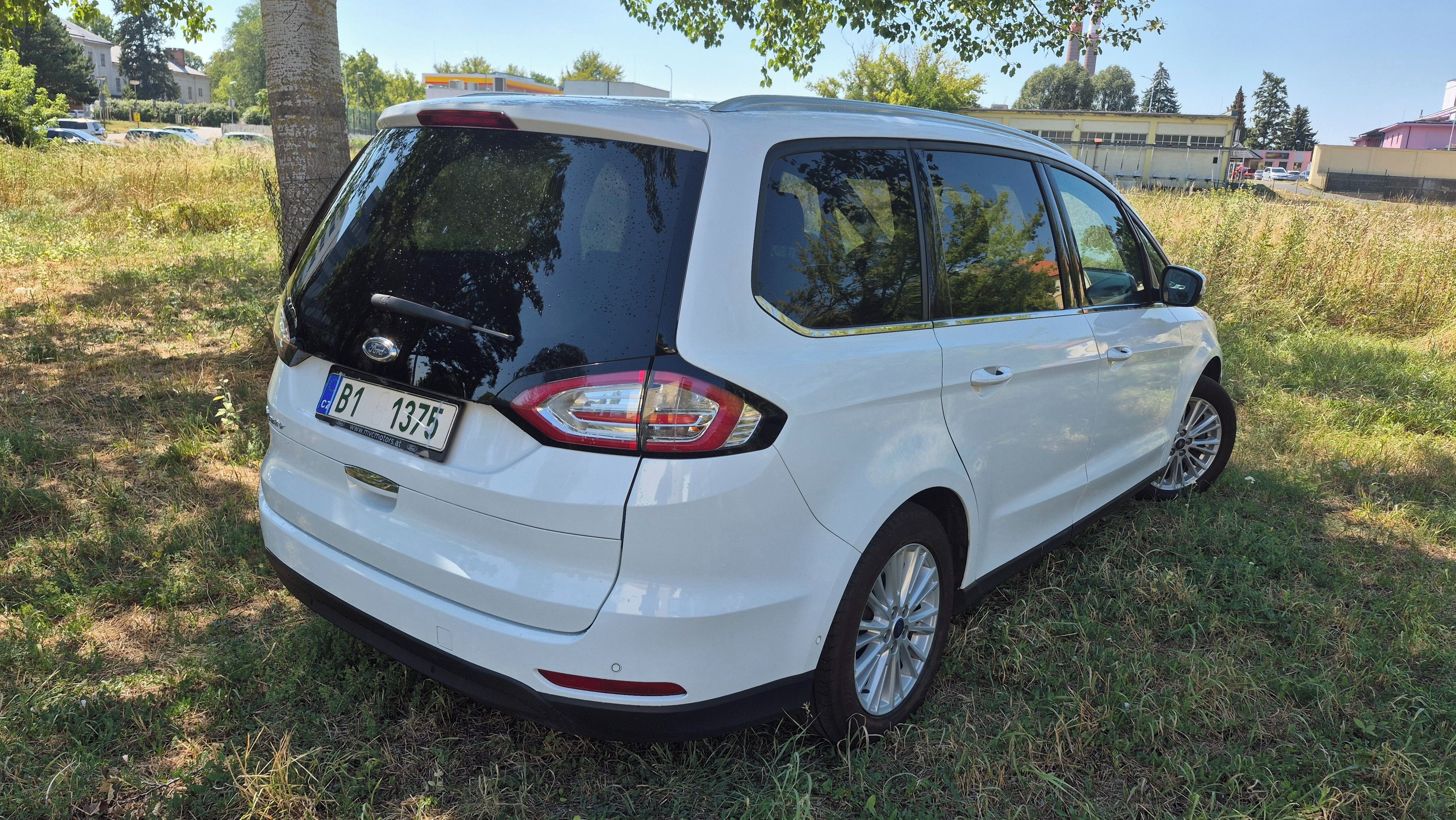 Ford Galaxy, 2.0 TDCi 110kW Titanium, 7míst - fotka 3