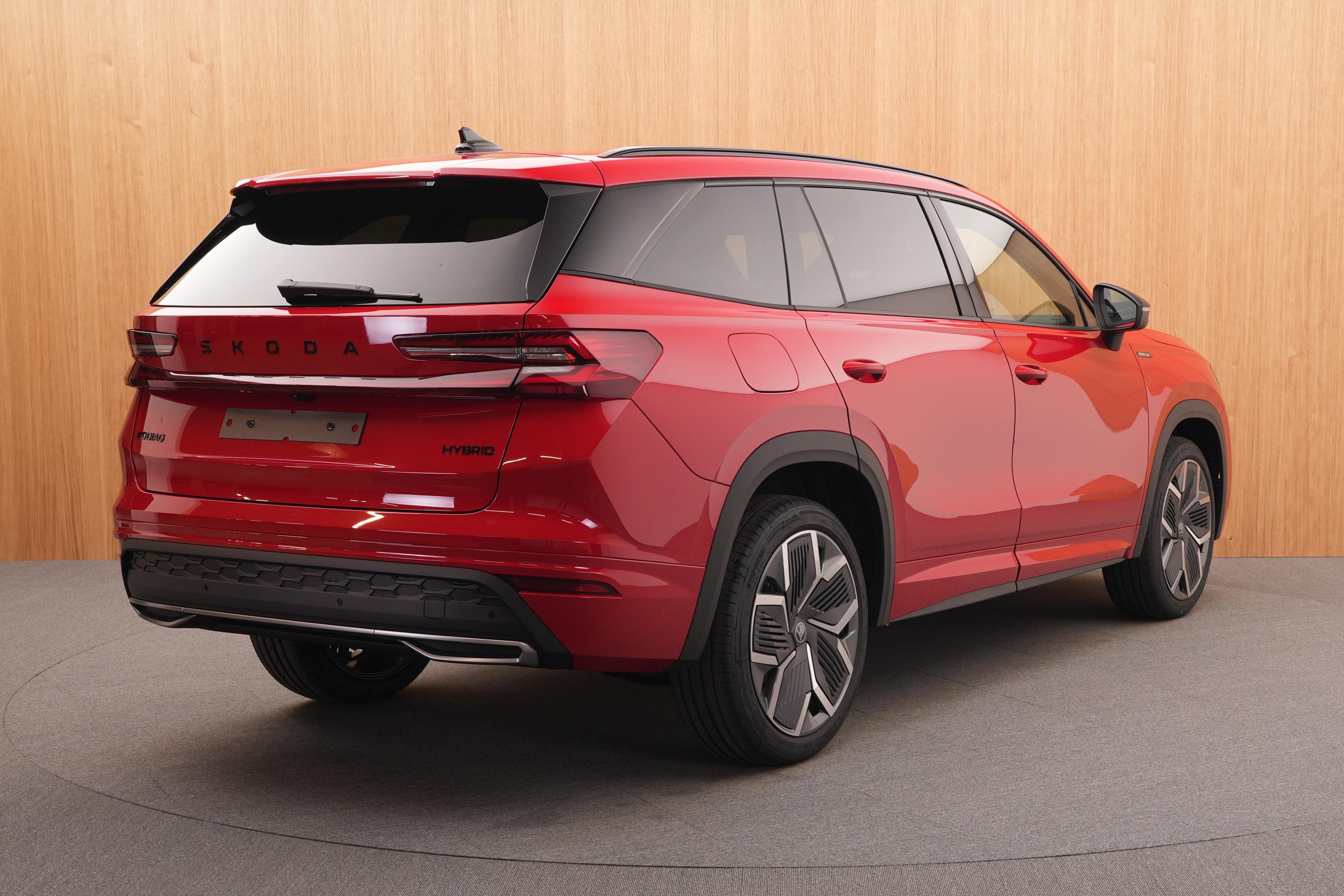 Škoda Kodiaq, Sportline 1.5 TSI DSG - fotka 4