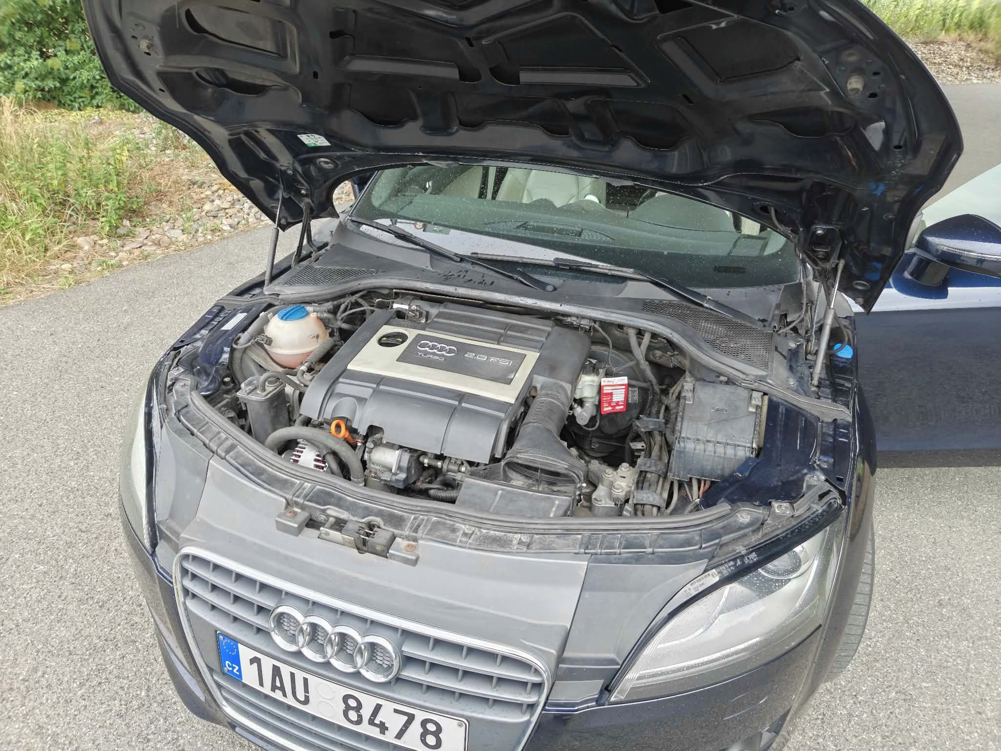 Audi TT, Audi TT 8J 147kW manuál - fotka 4