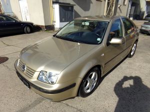 Volkswagen Bora, 2.0i FAMILY