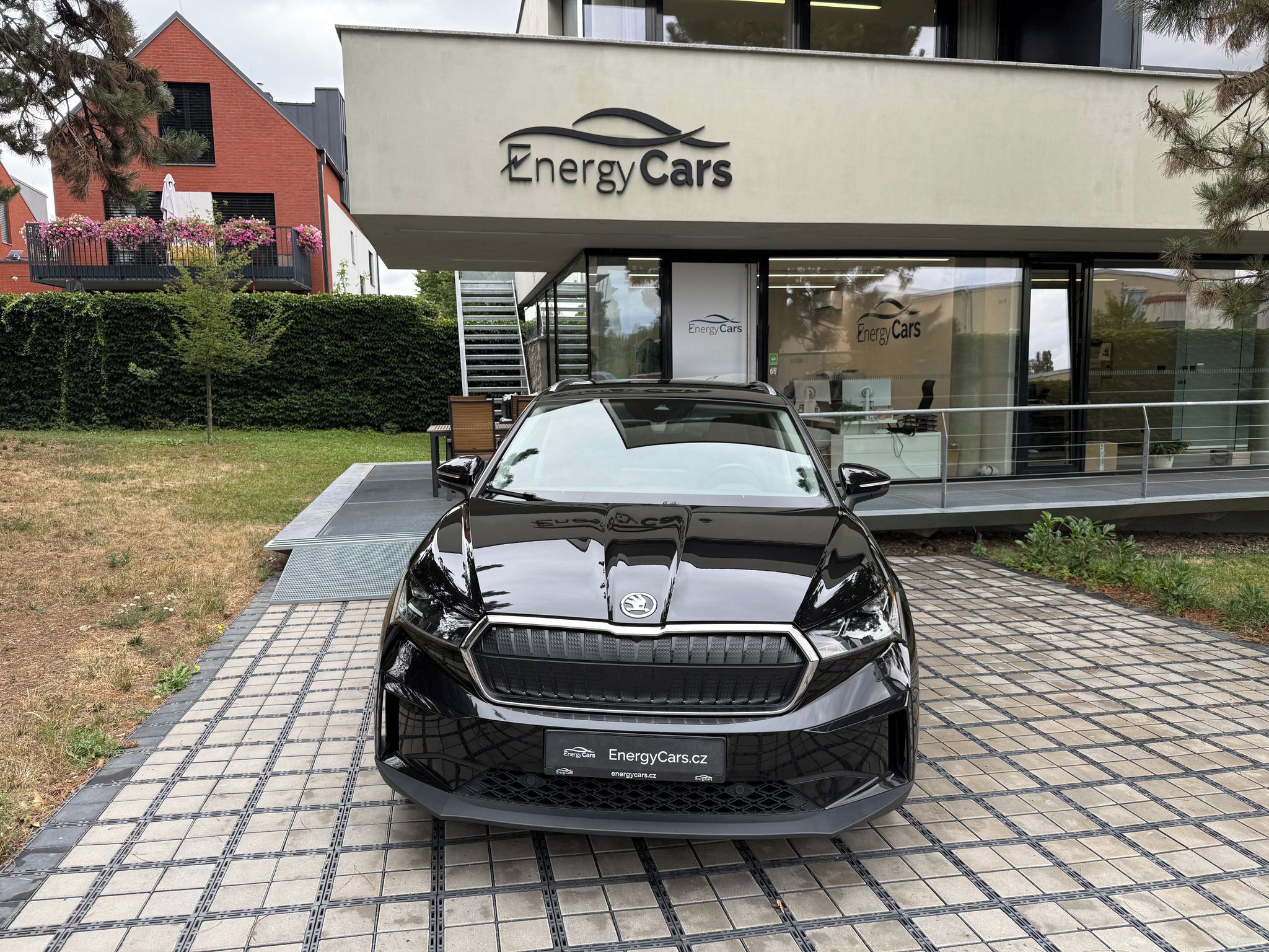 Škoda Enyaq iV, 82 kWh/Tepelné čerpadlo/Tažné/ - fotka 2
