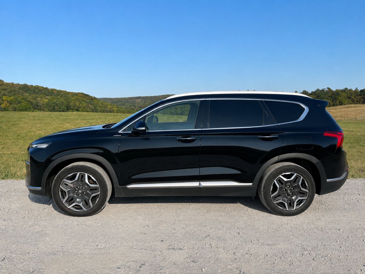 Hyundai Santa Fe, 1.6T-GDi PHEV 4x4 MAX. VÝB. ČR - fotka 5