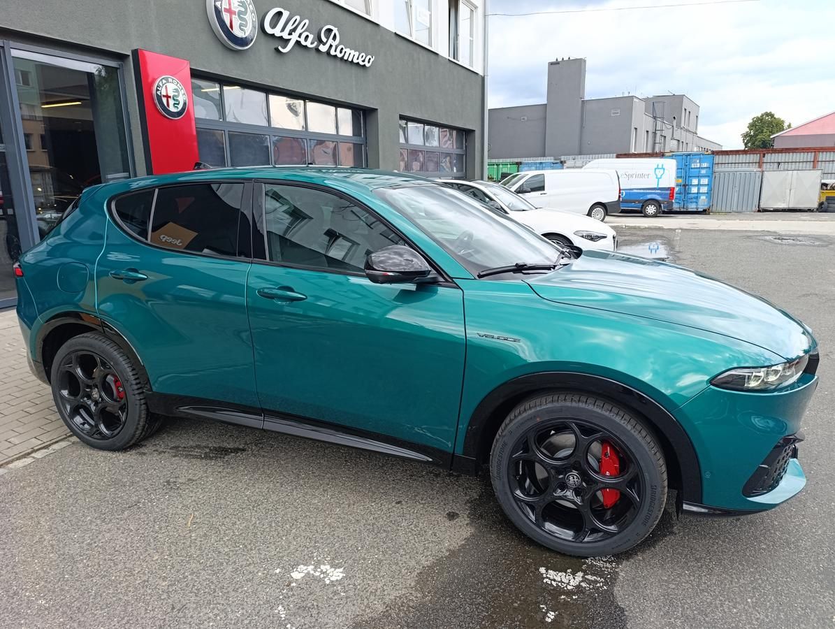 Alfa Romeo Tonale, Veloce 1,5 Turbo Ibrida 175k - fotka 5