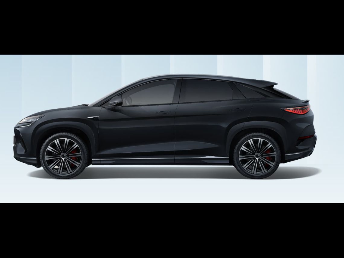 BYD Sealion 7, Design AWD 530 koní - fotka 3