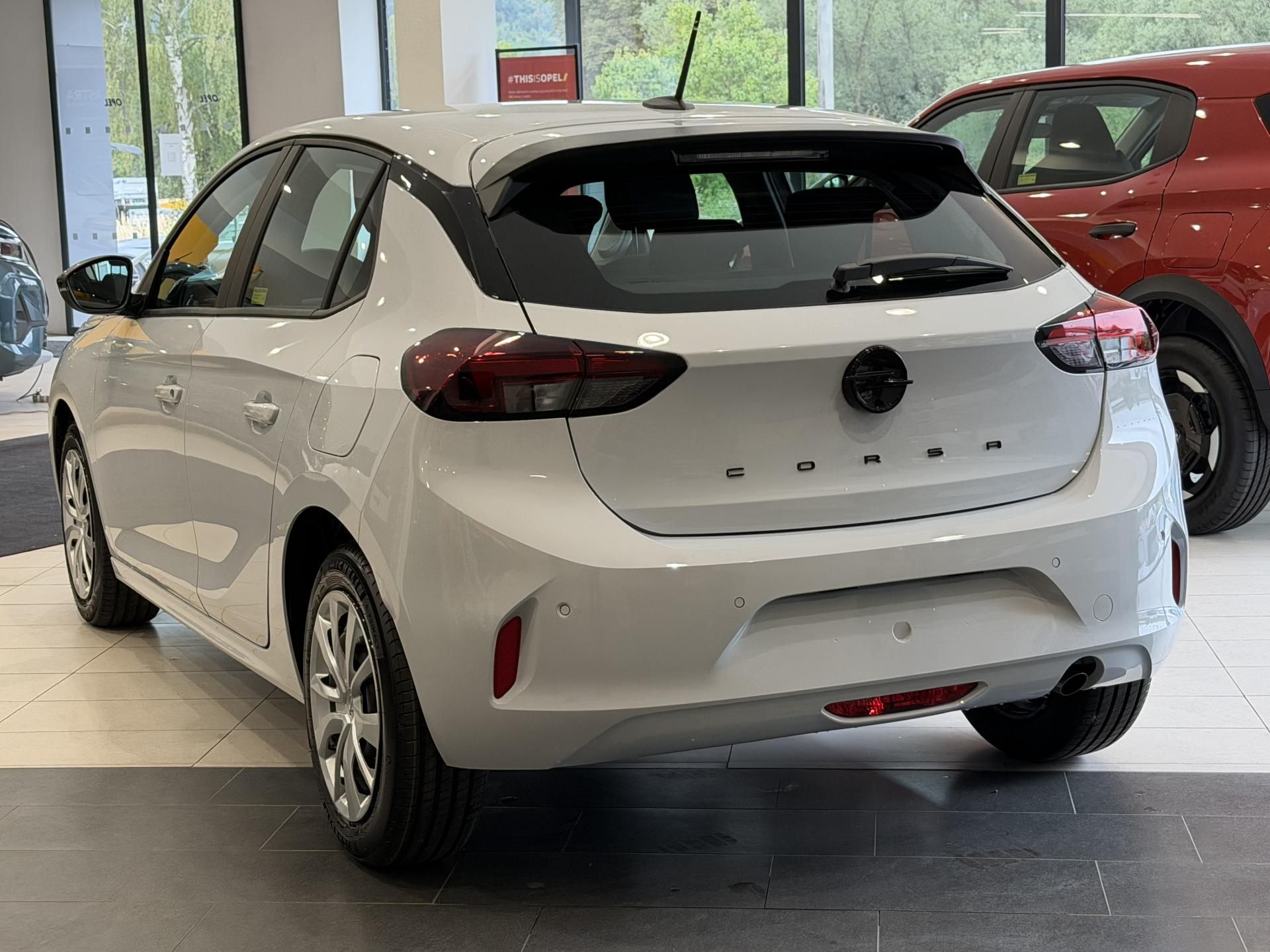Opel Corsa, EDITION 1.2 TURBO 74kW/100k - fotka 5