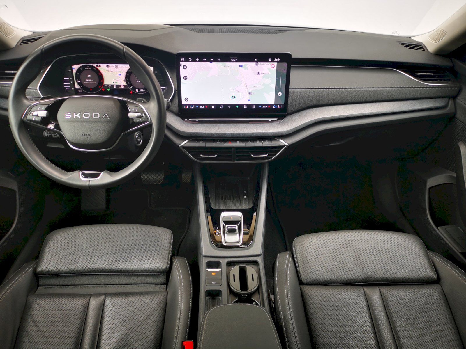 Škoda Octavia, 2,0 TDI DSG Exclusive Selecton - fotka 5