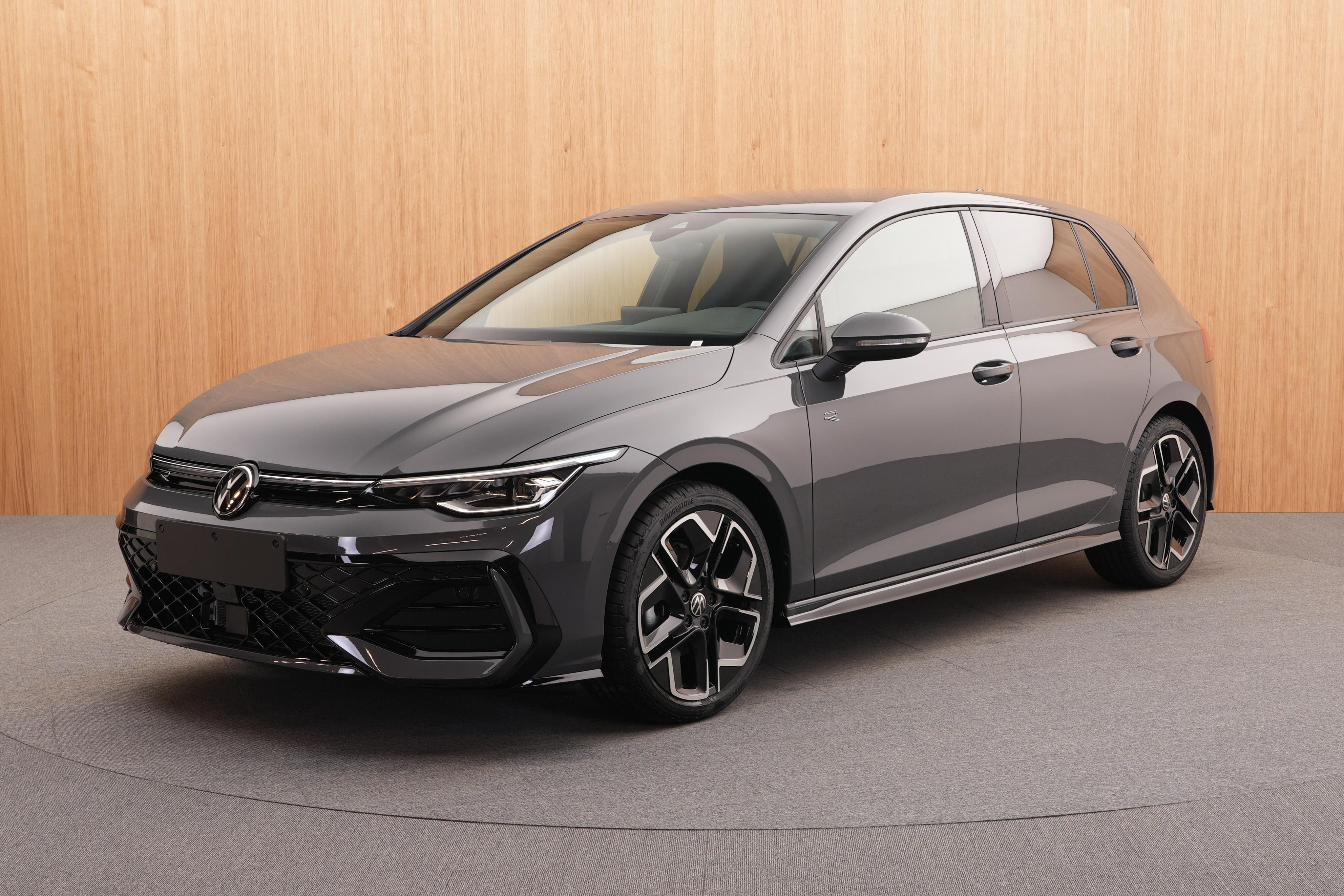 Volkswagen Golf, R-Line Limited 1.5 eTSI mHEV